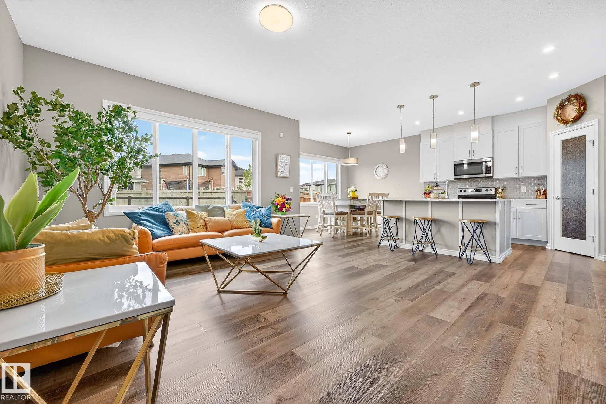229 CALEDON Crescent