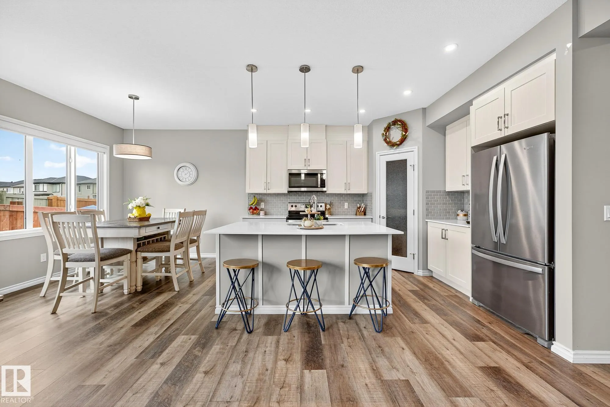 229 CALEDON Crescent