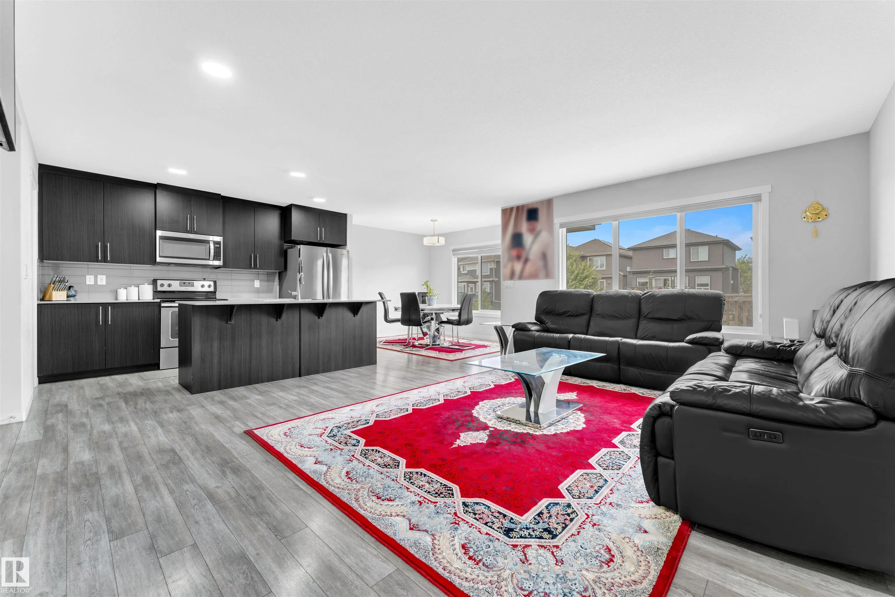 3746 WEIDLE Crescent