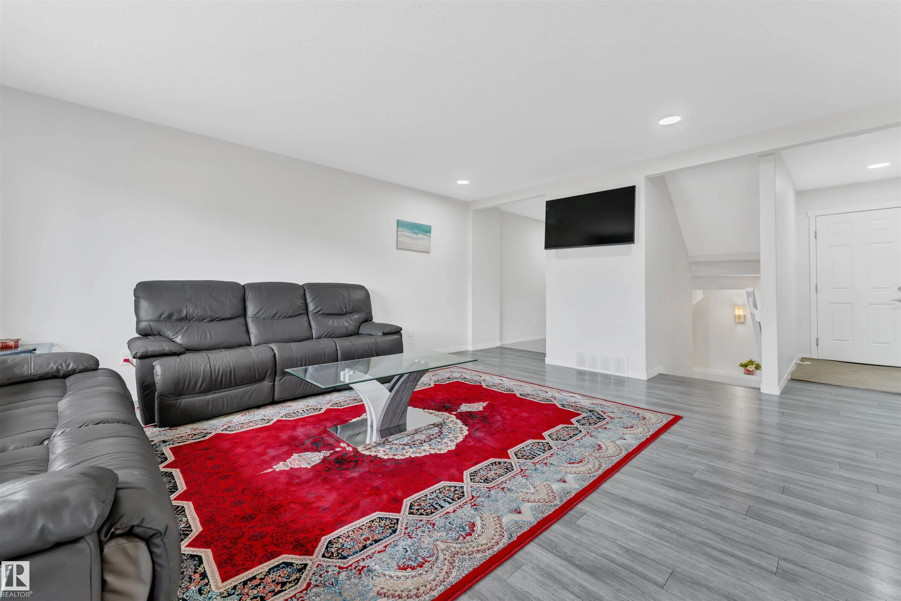 3746 WEIDLE Crescent