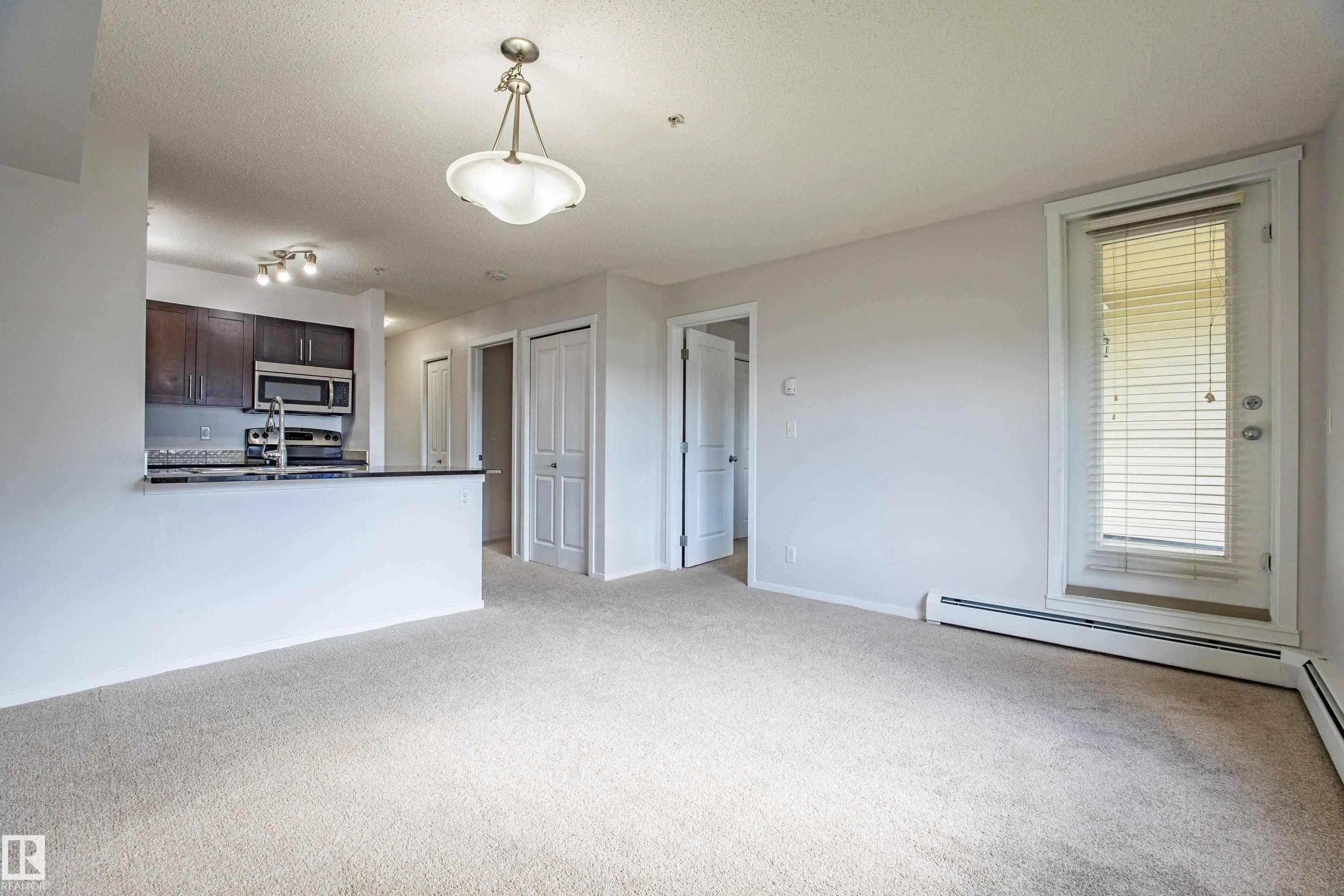 5810 MULLEN Place