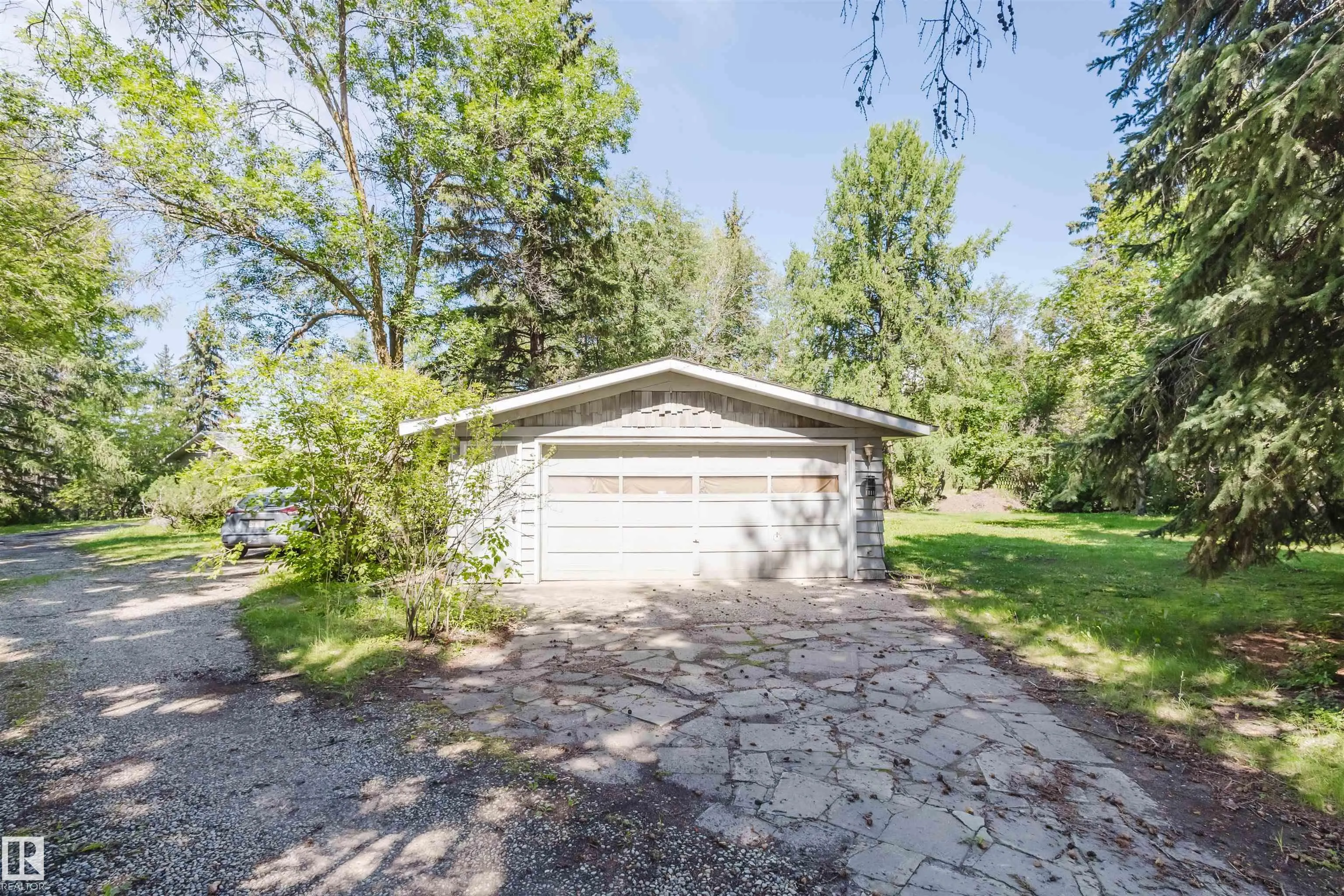 168 WINDERMERE Drive