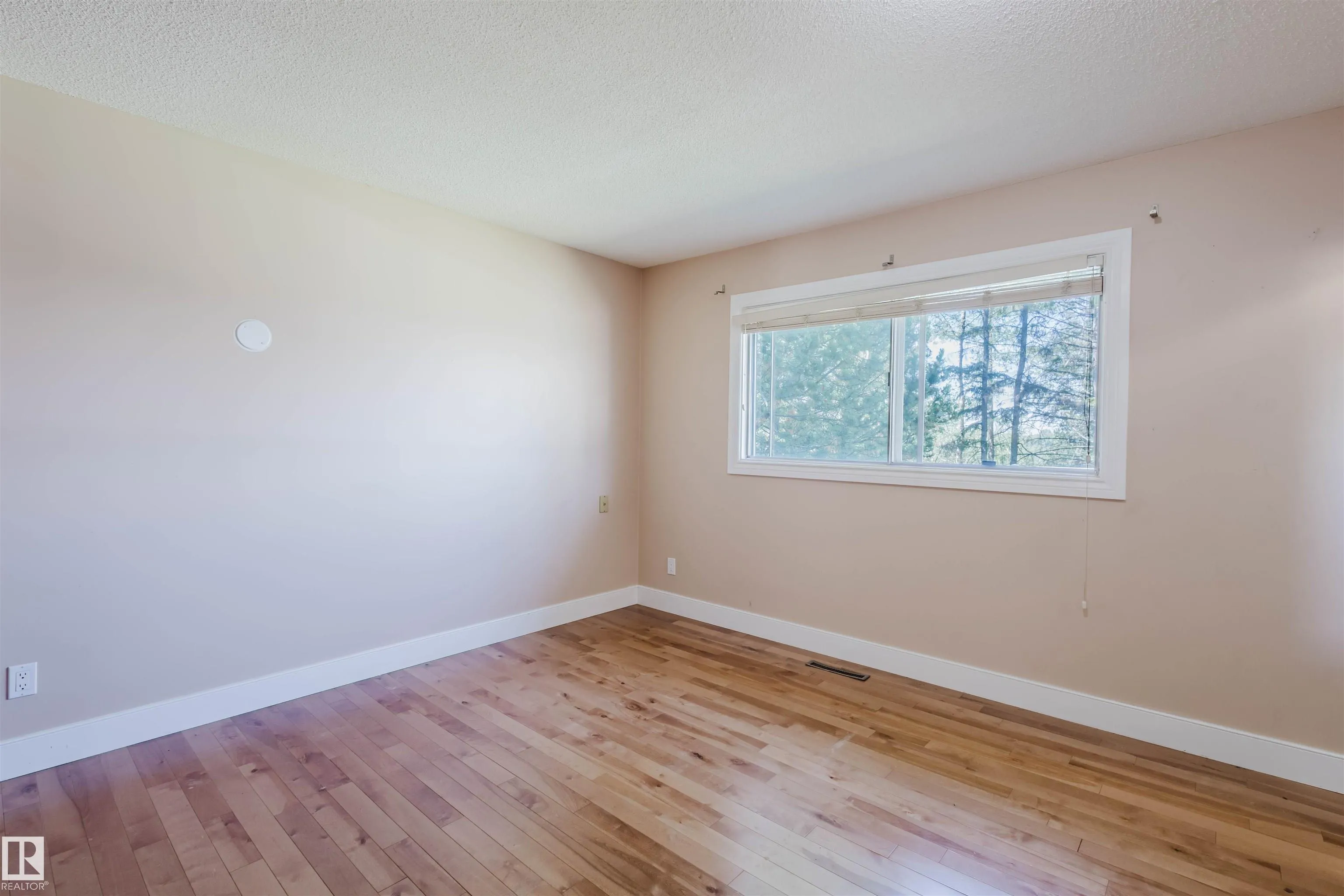 168 WINDERMERE Drive