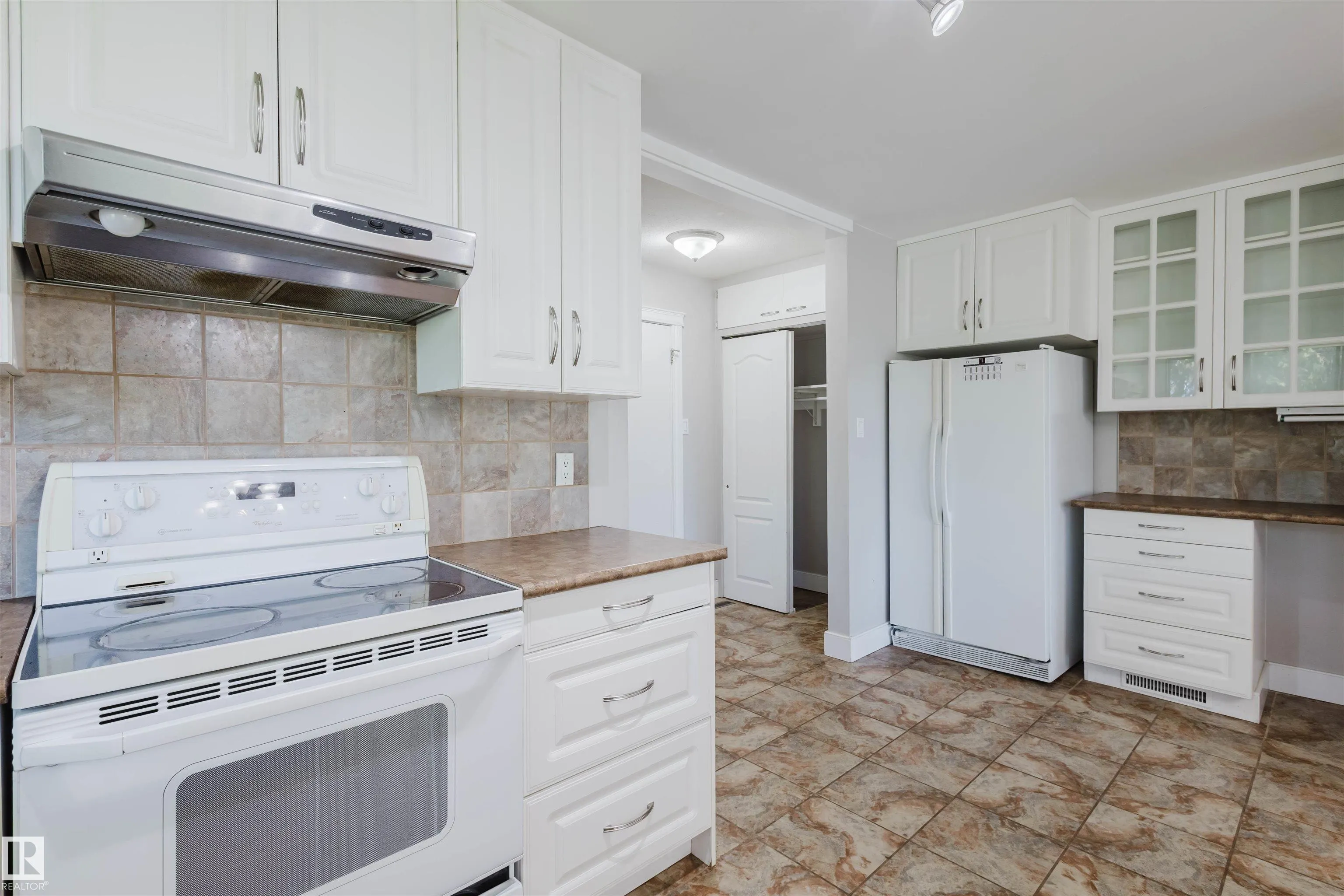 168 WINDERMERE Drive