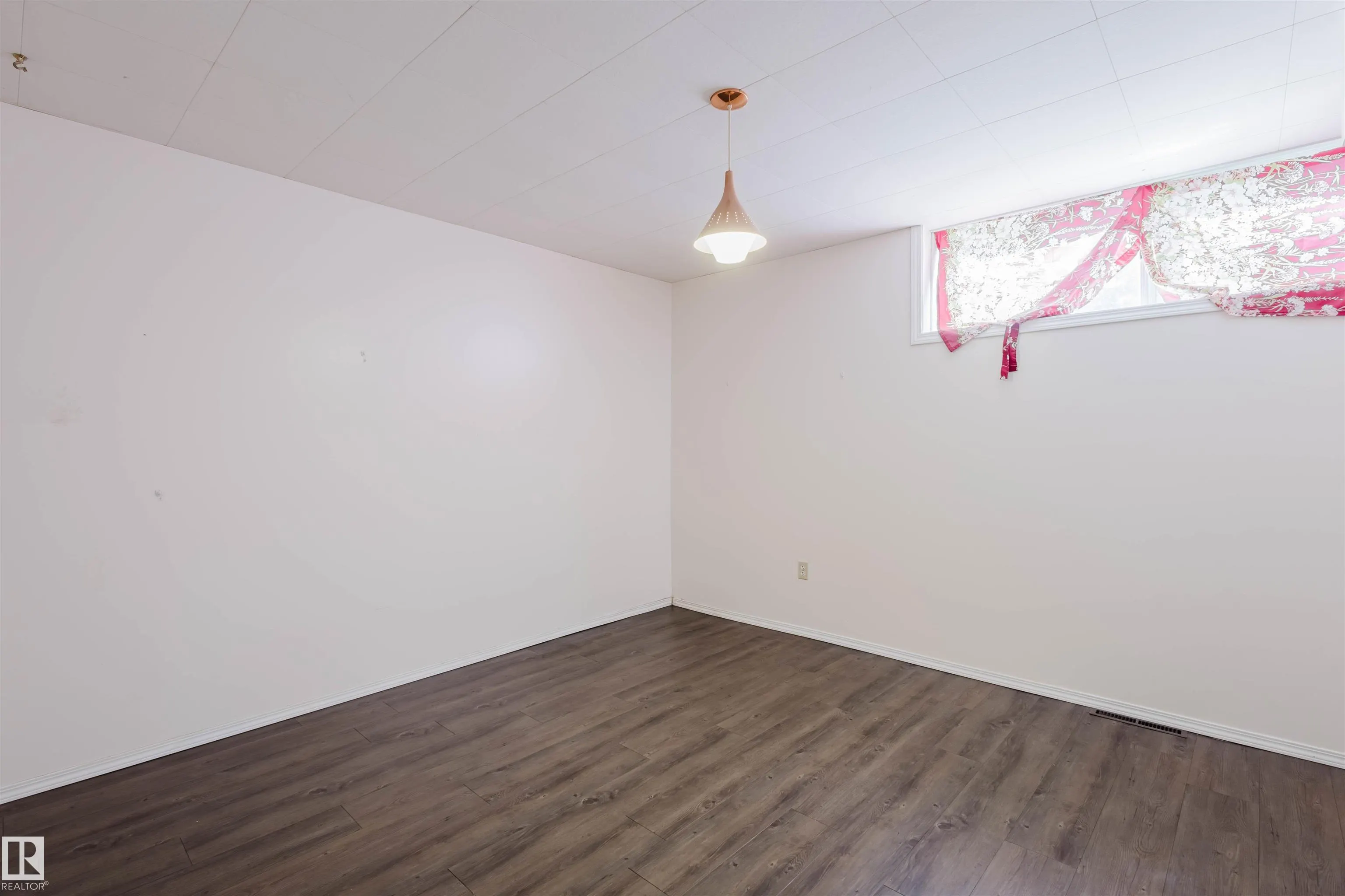 168 WINDERMERE Drive