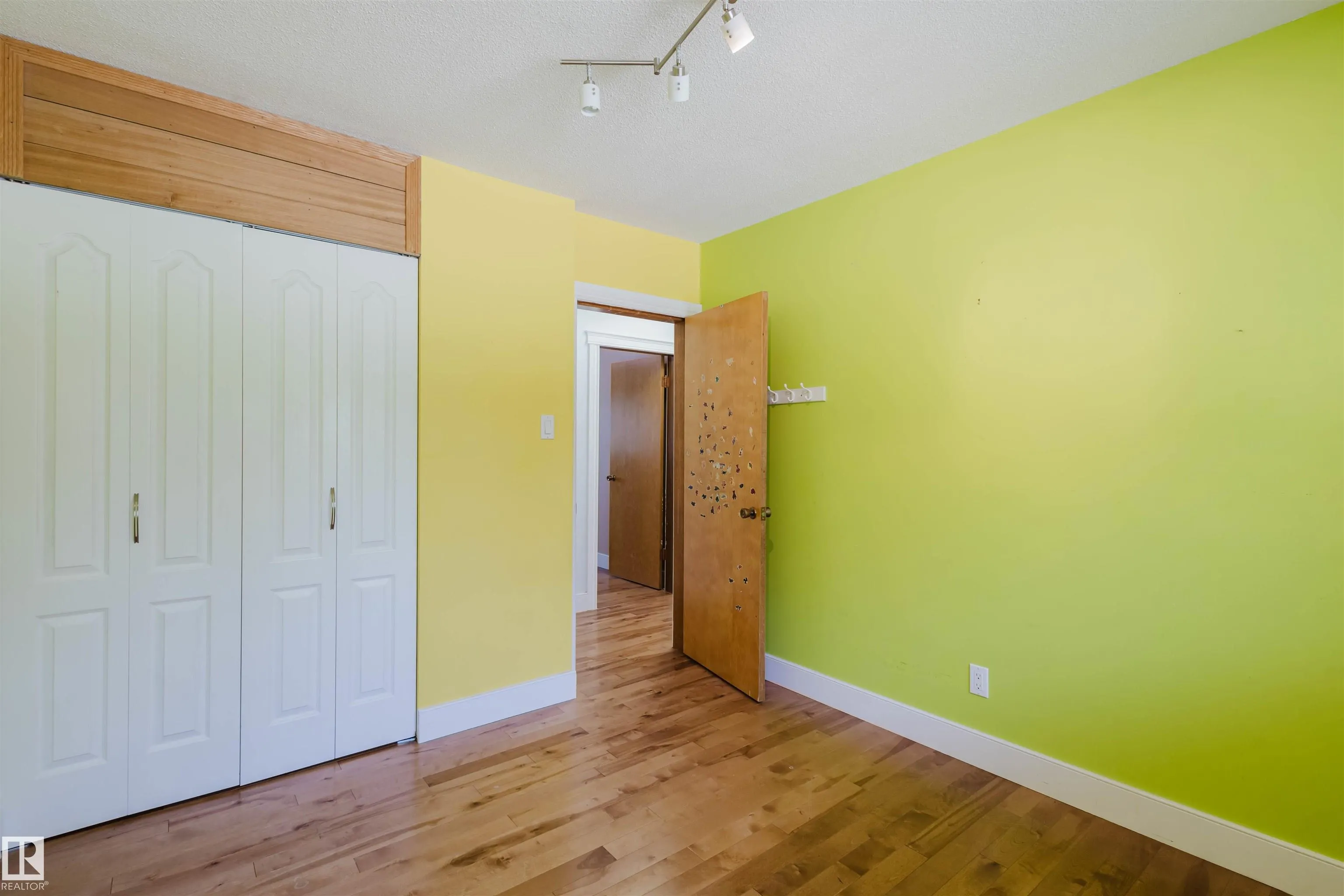 168 WINDERMERE Drive