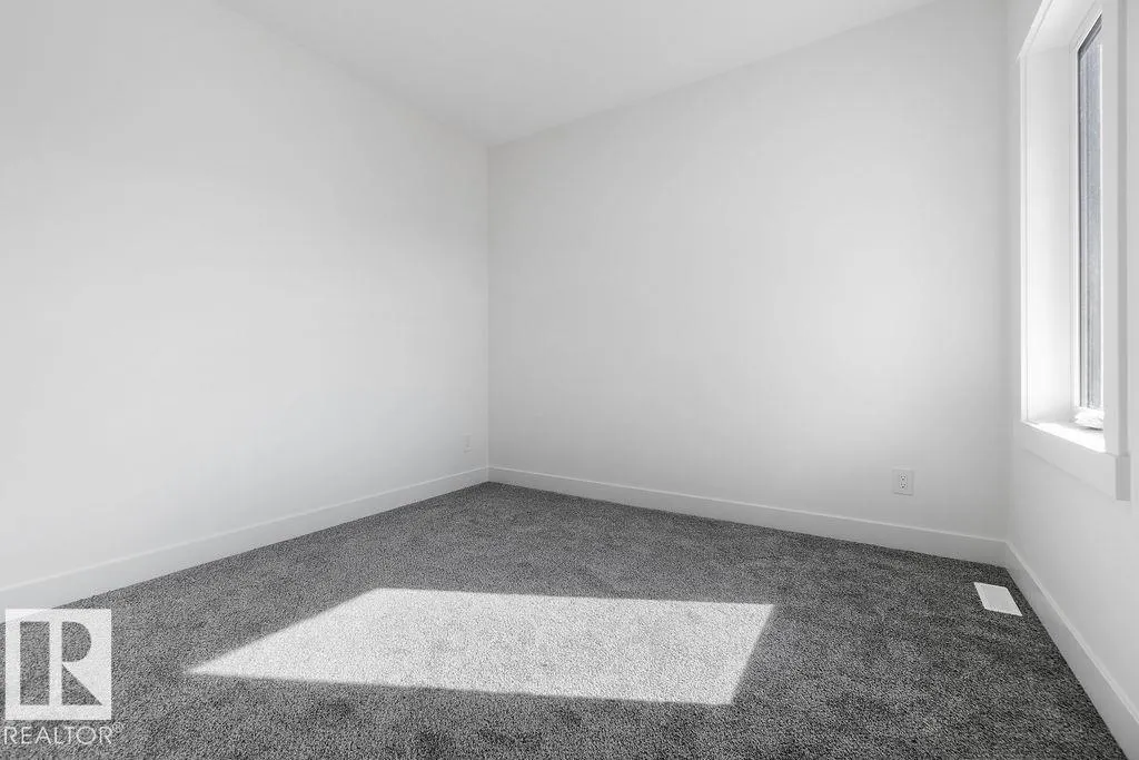 222 Linden Loop