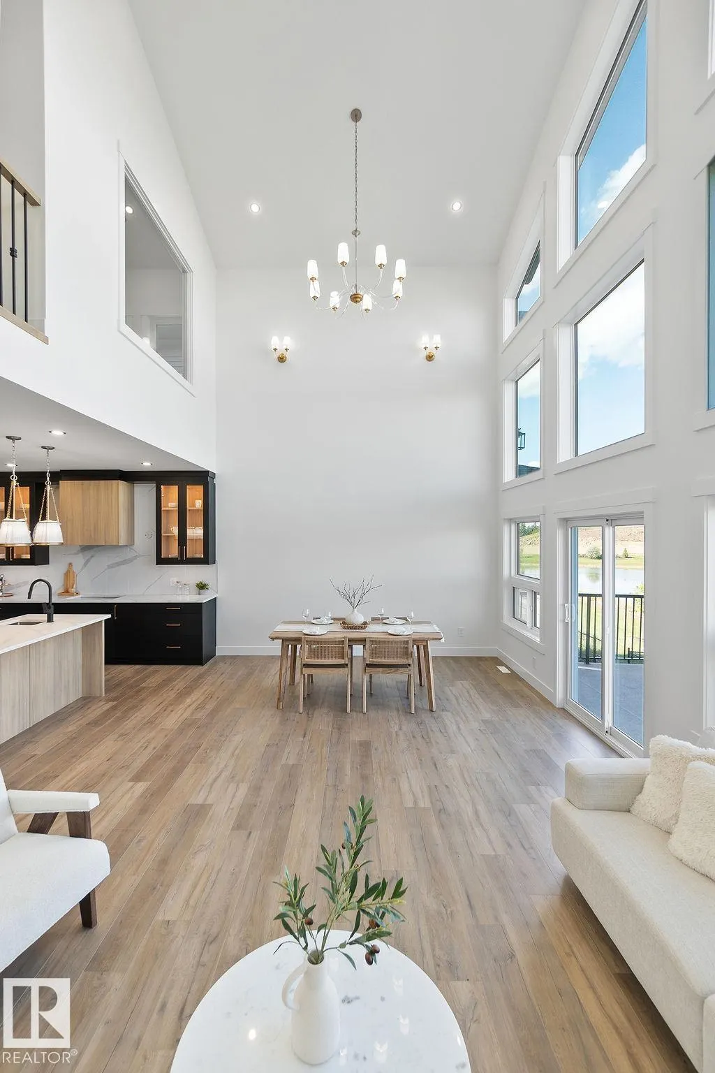 222 Linden Loop