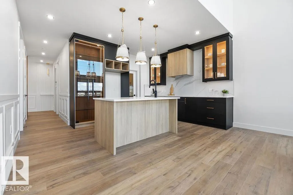 222 Linden Loop