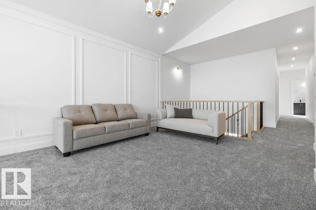 222 Linden Loop
