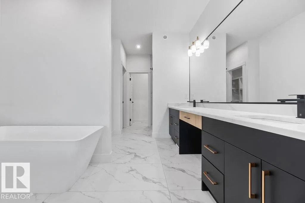 222 Linden Loop