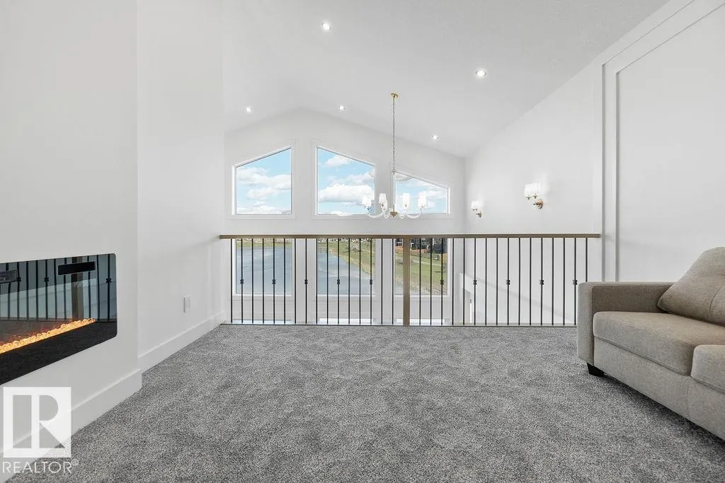 222 Linden Loop