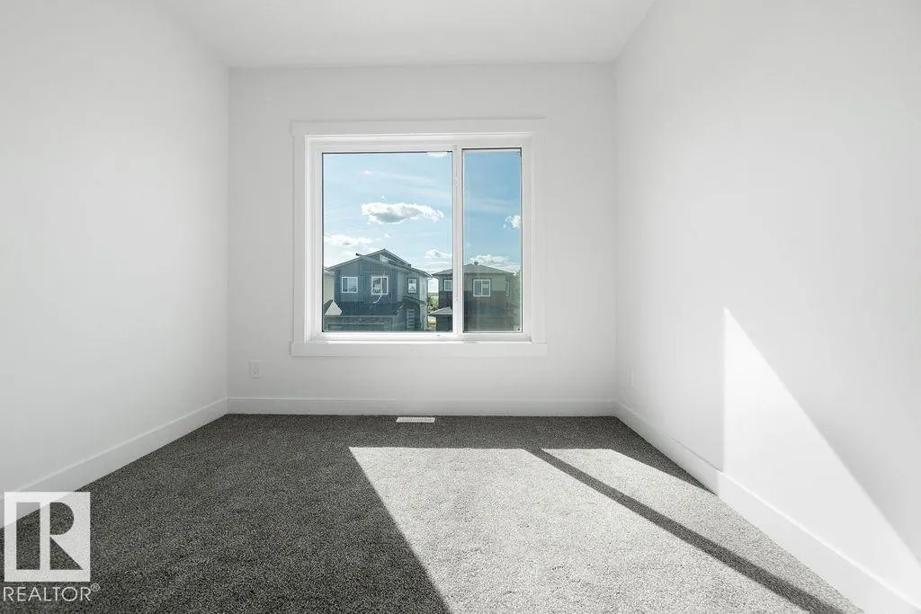 222 Linden Loop
