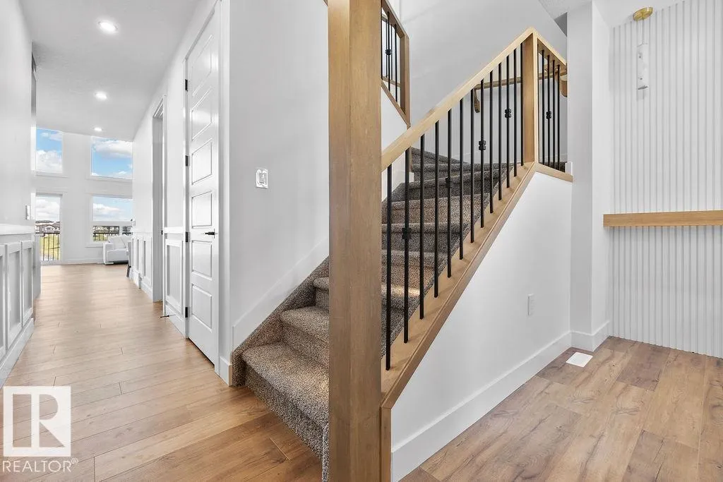 222 Linden Loop