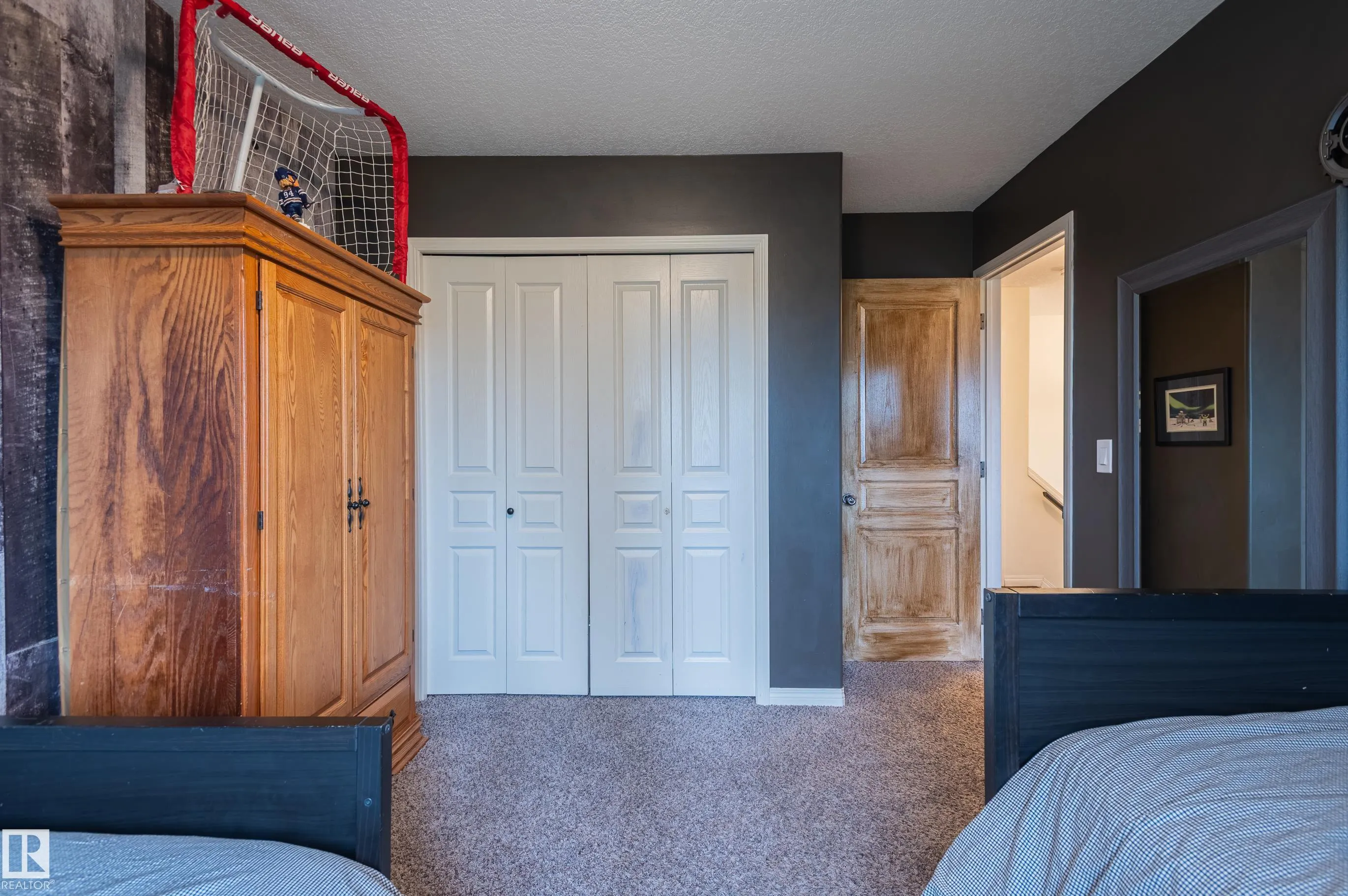 37 GRAYRIDGE Crescent