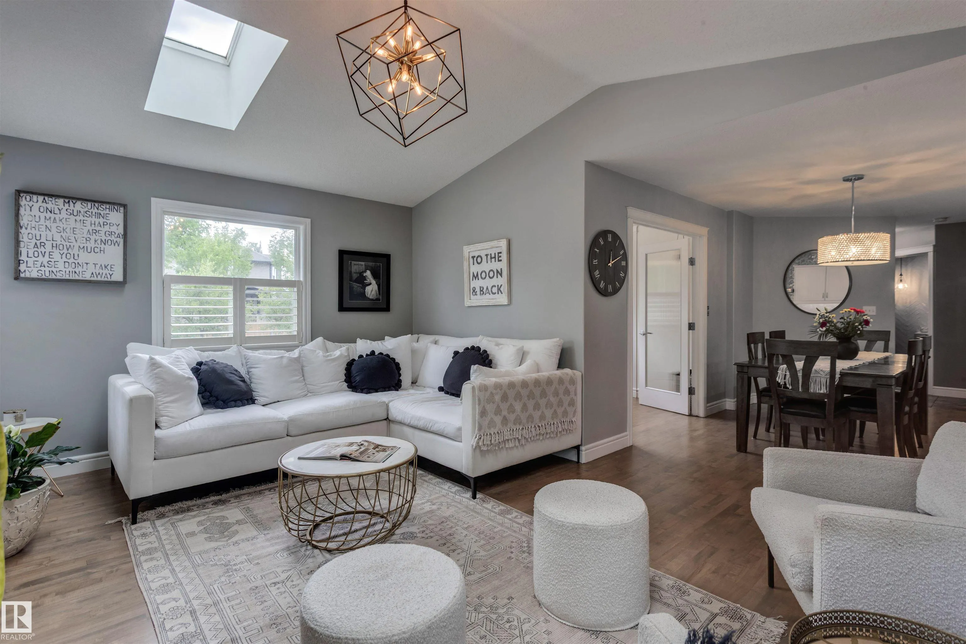 2 Hawkstone Landing