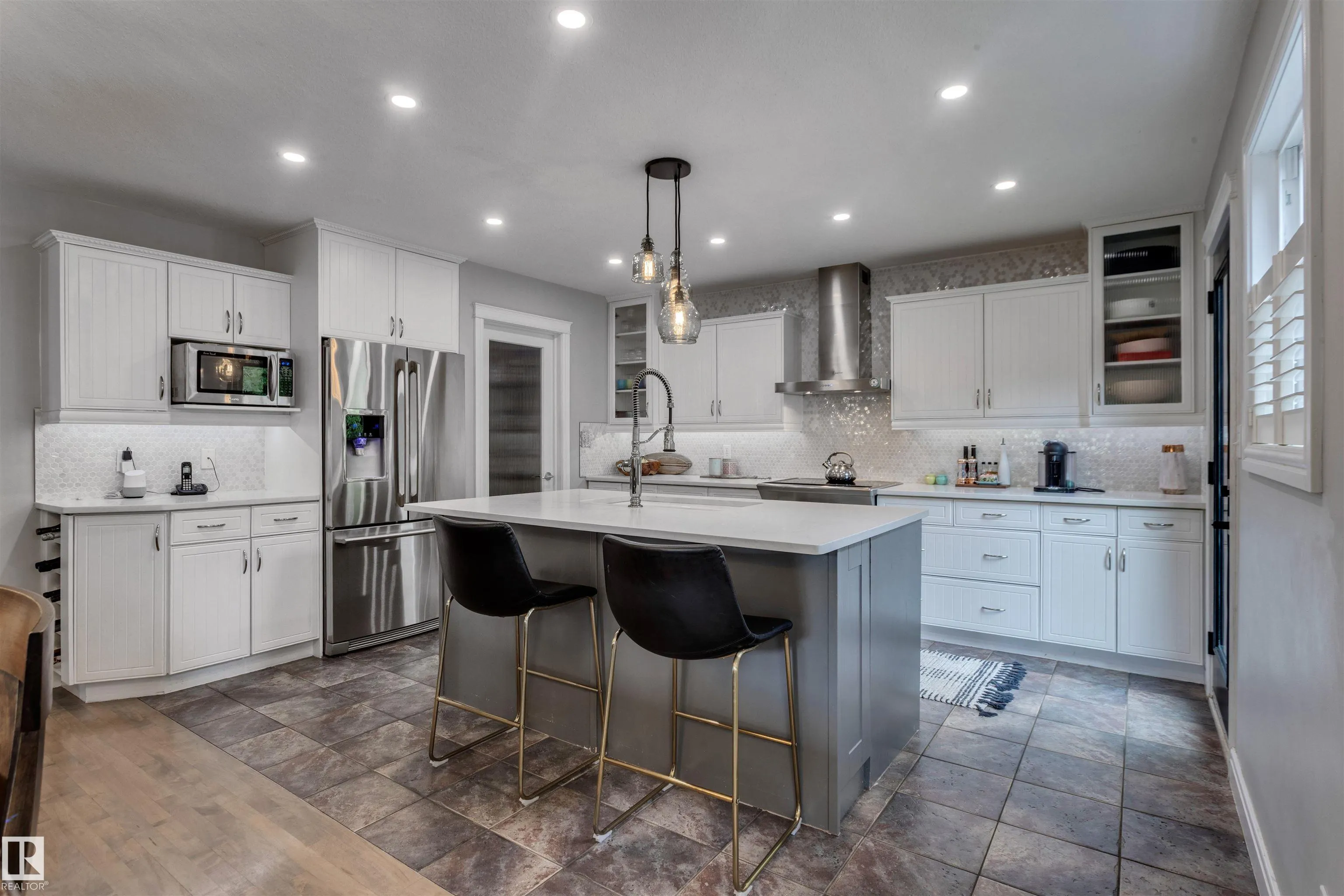 2 Hawkstone Landing