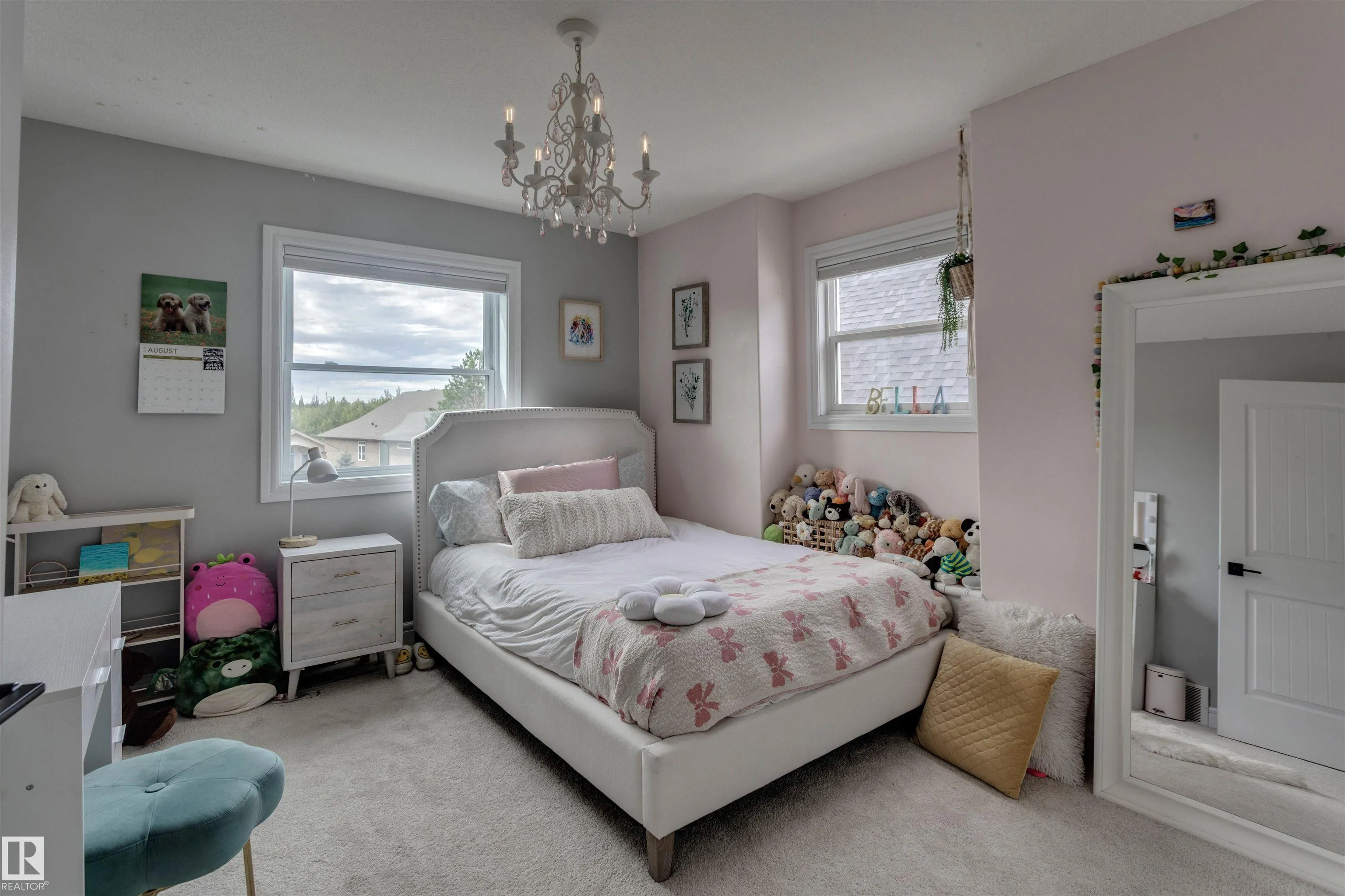 2 Hawkstone Landing