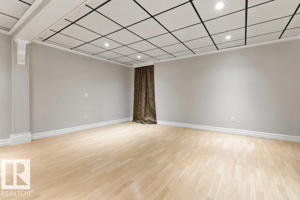 19020 86 Avenue