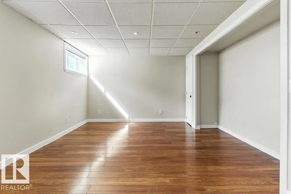 19020 86 Avenue