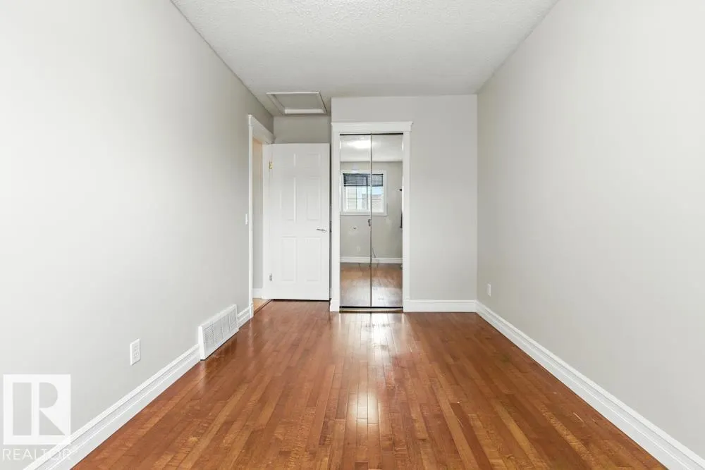 19020 86 Avenue