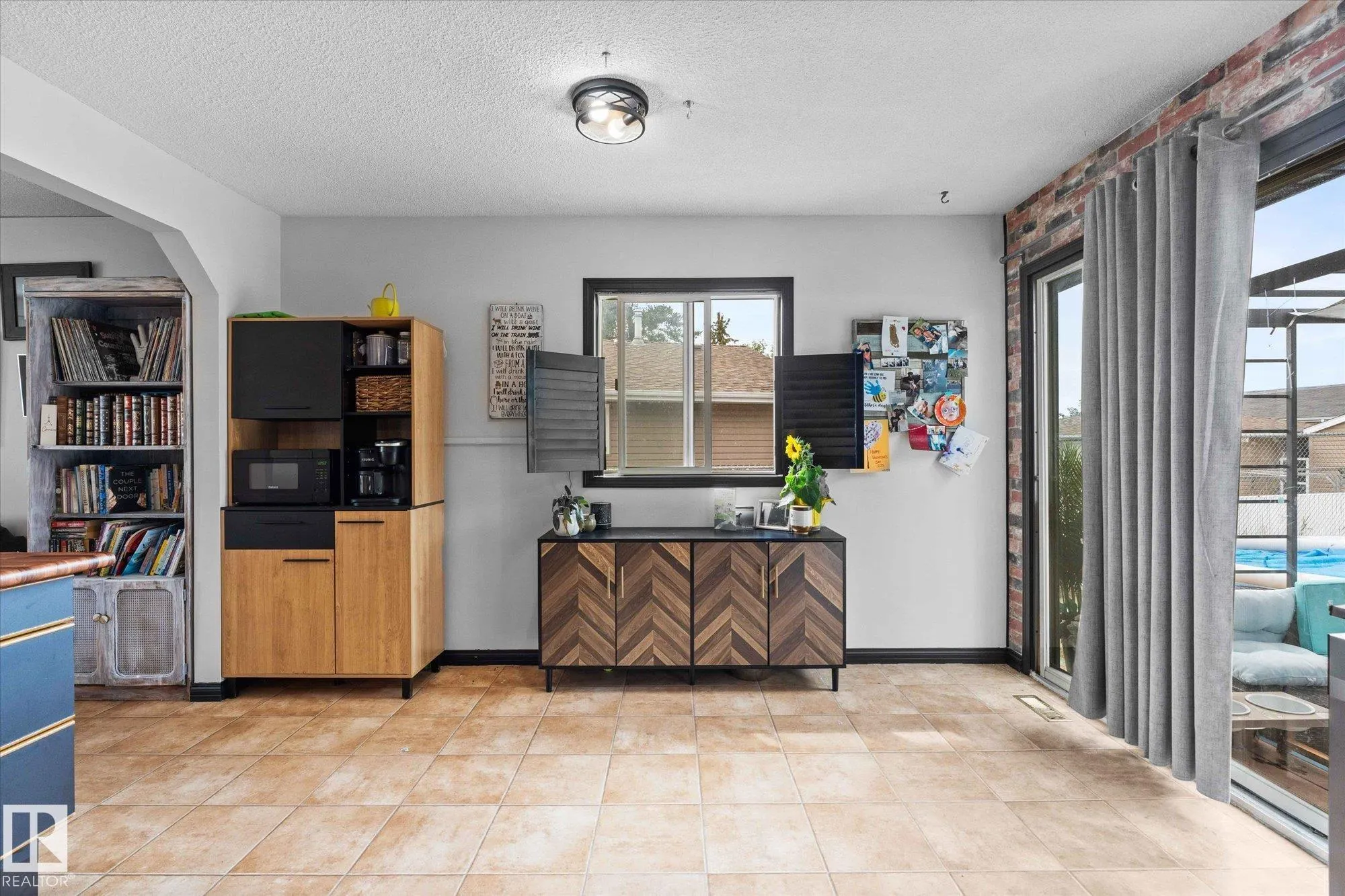 44 GARDEN VALLEY Drive
