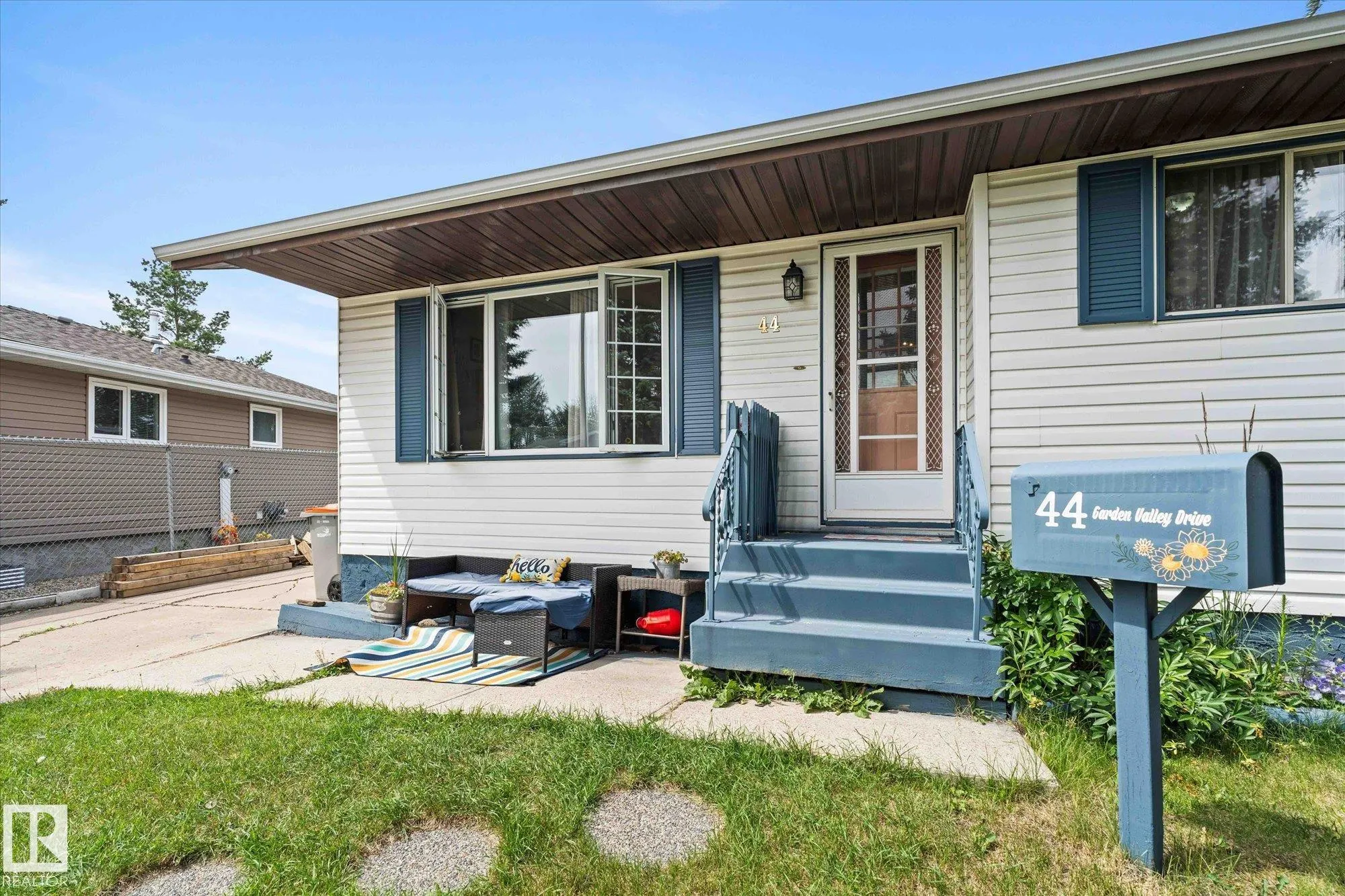 44 GARDEN VALLEY Drive