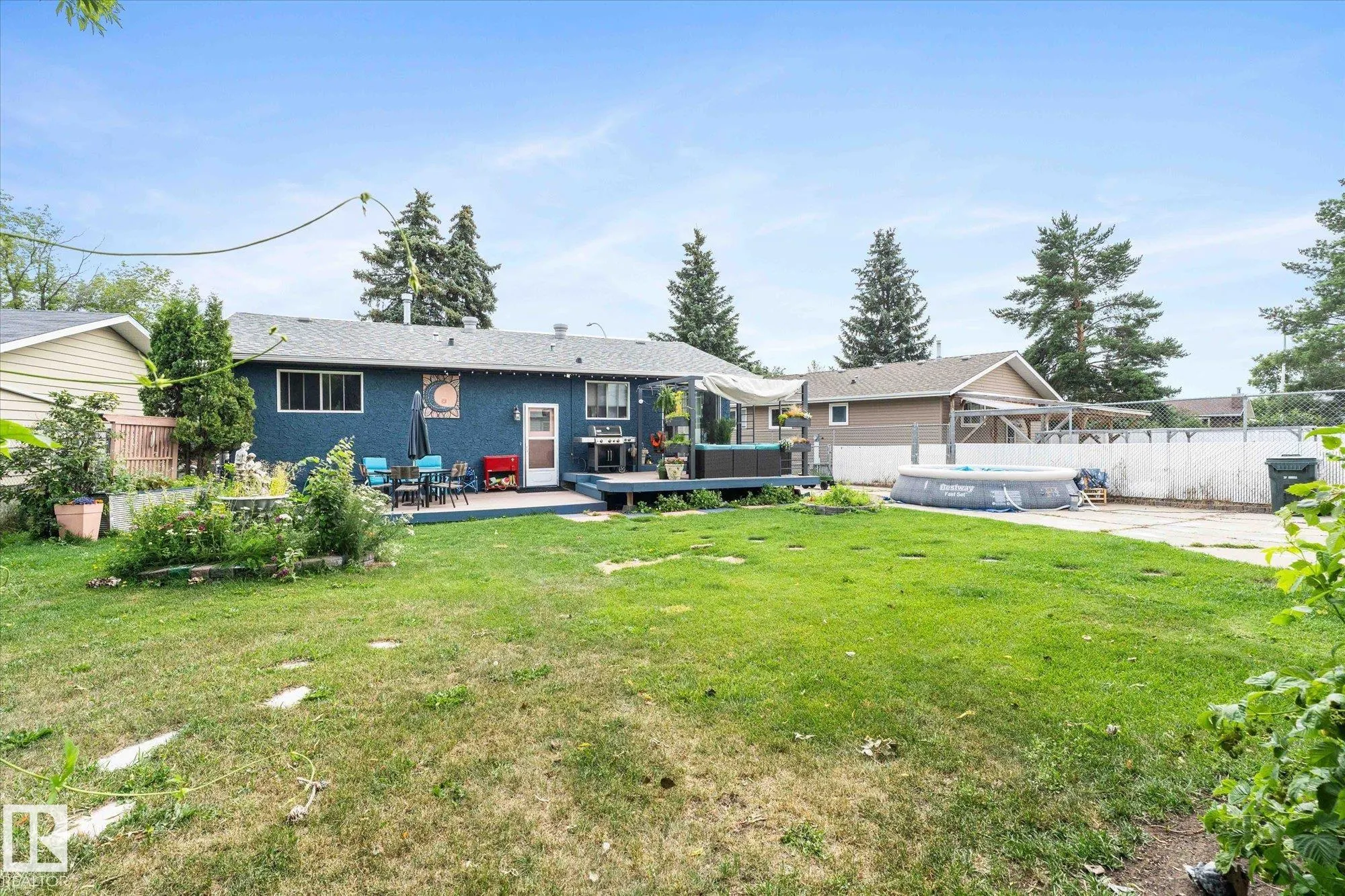 44 GARDEN VALLEY Drive