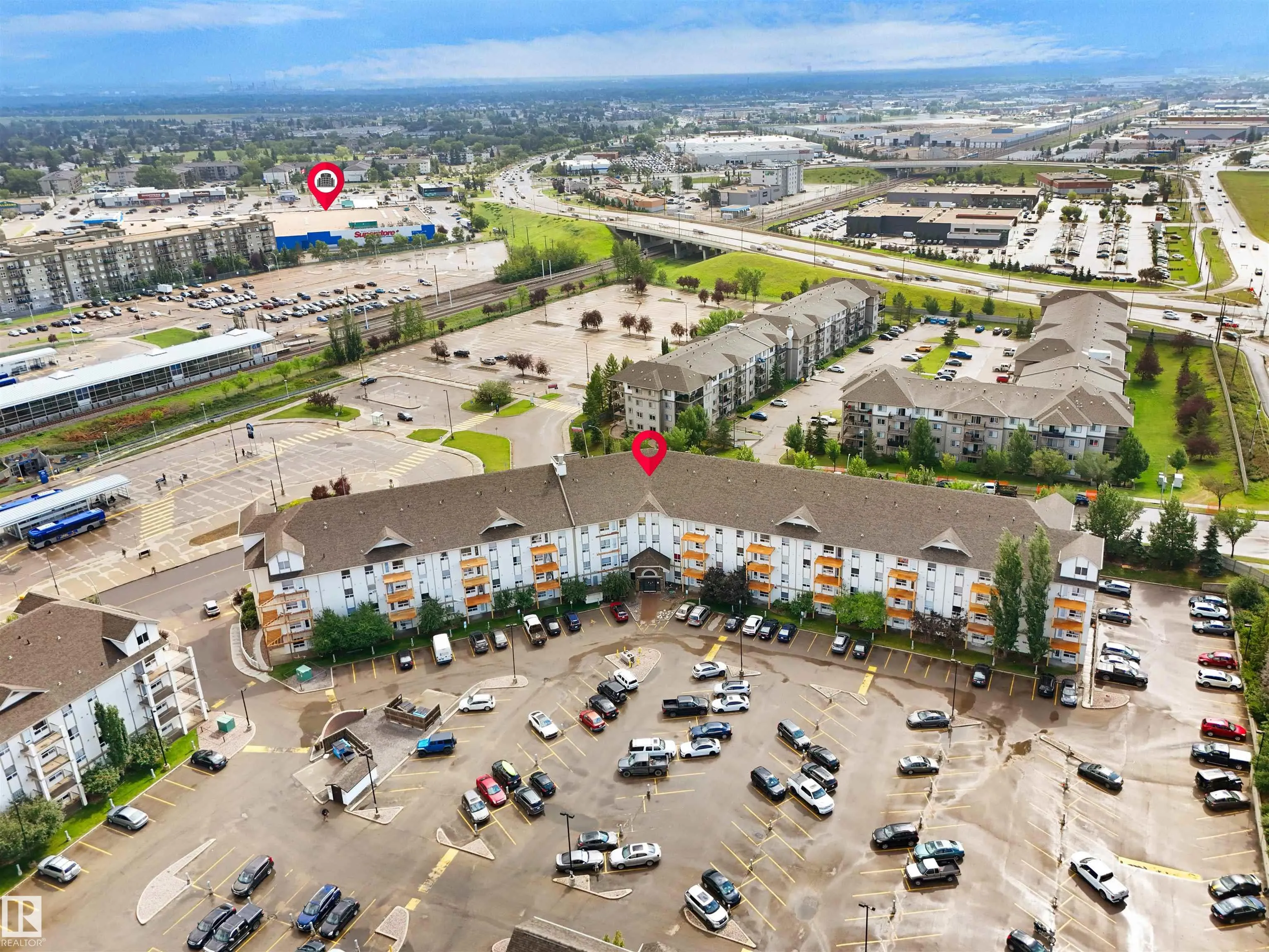 320 CLAREVIEW STATION Drive