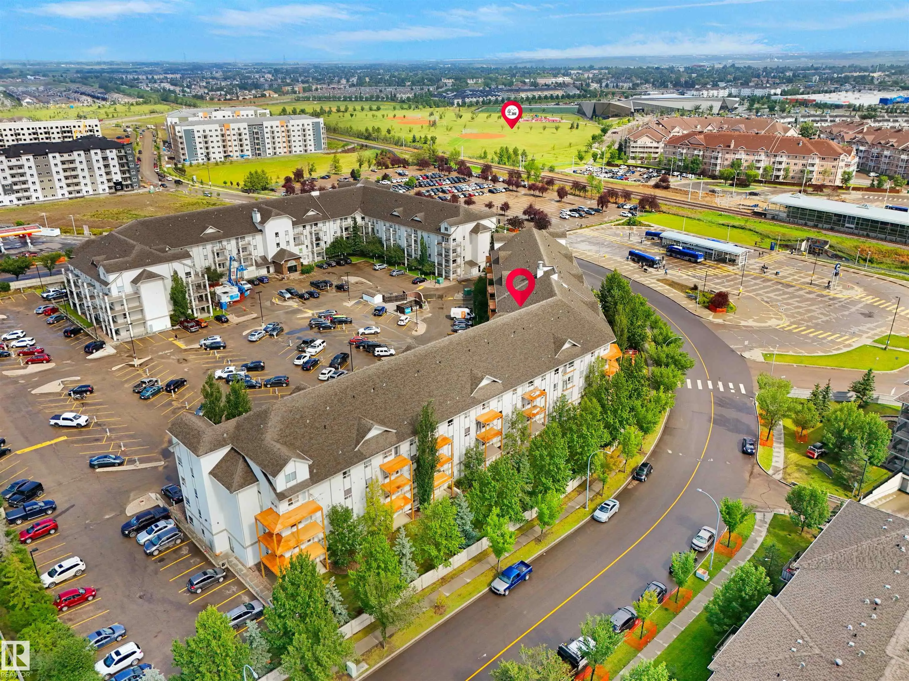 320 CLAREVIEW STATION Drive