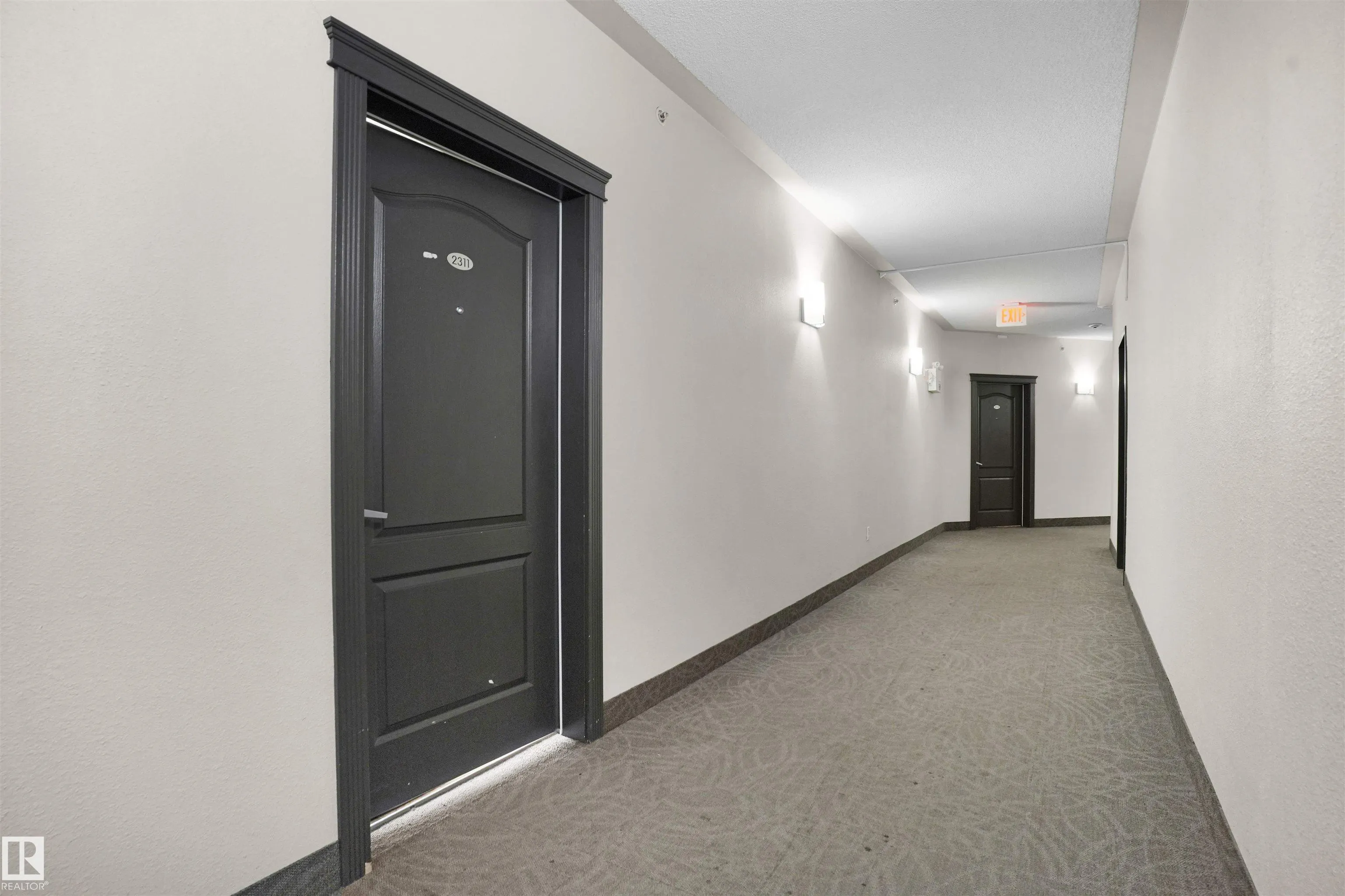 320 CLAREVIEW STATION Drive