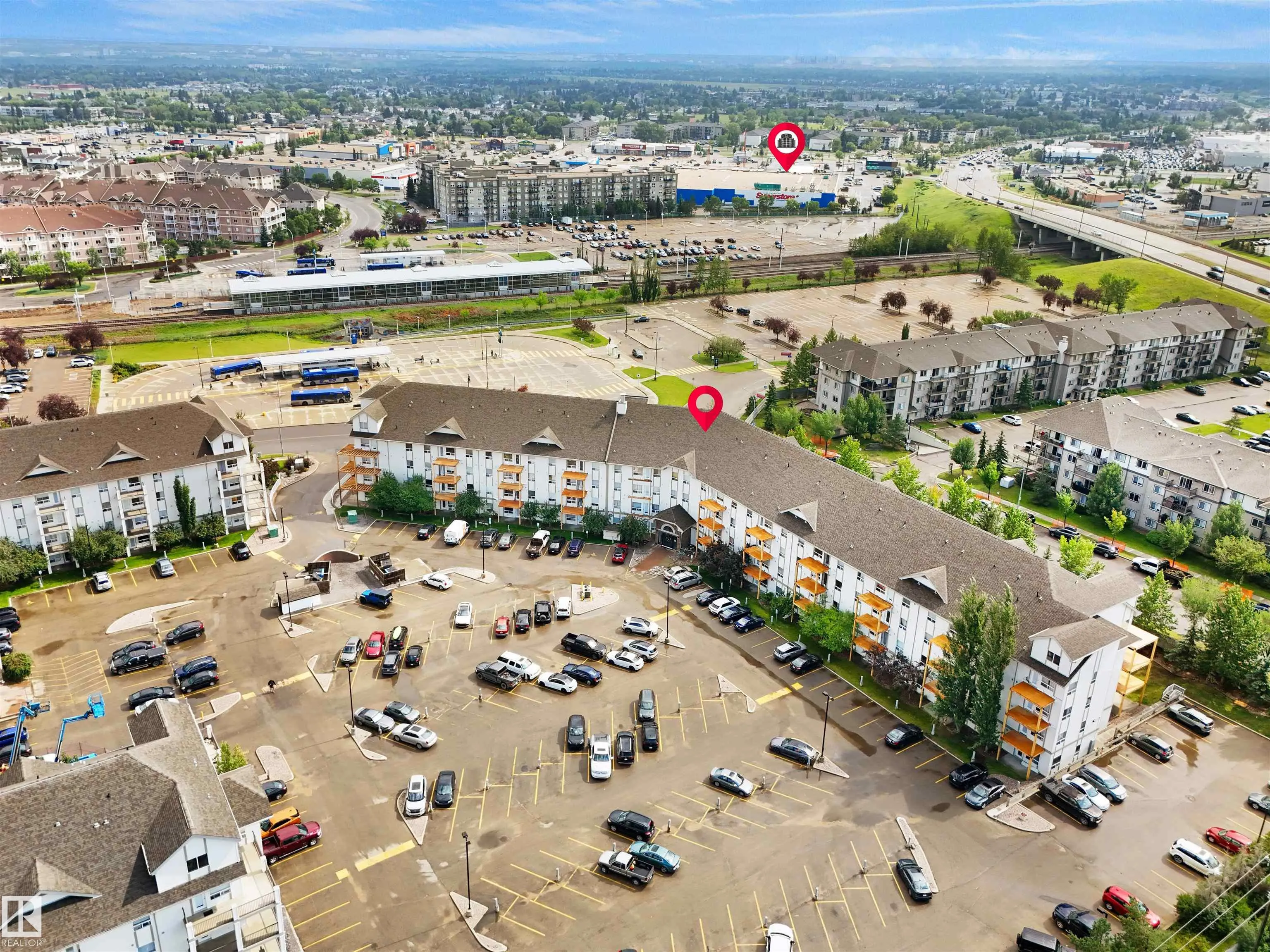 320 CLAREVIEW STATION Drive