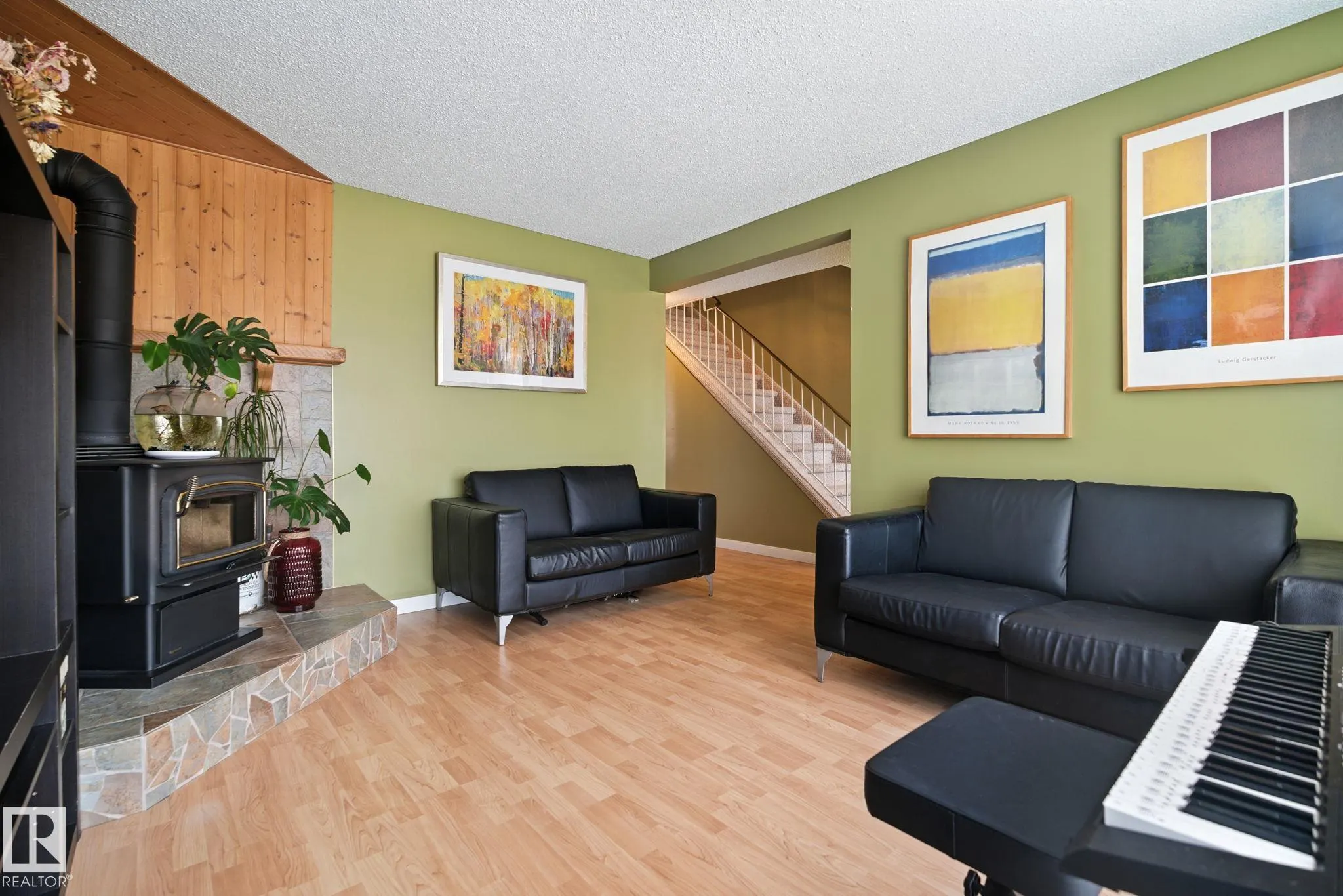 93 Wellington Crescent