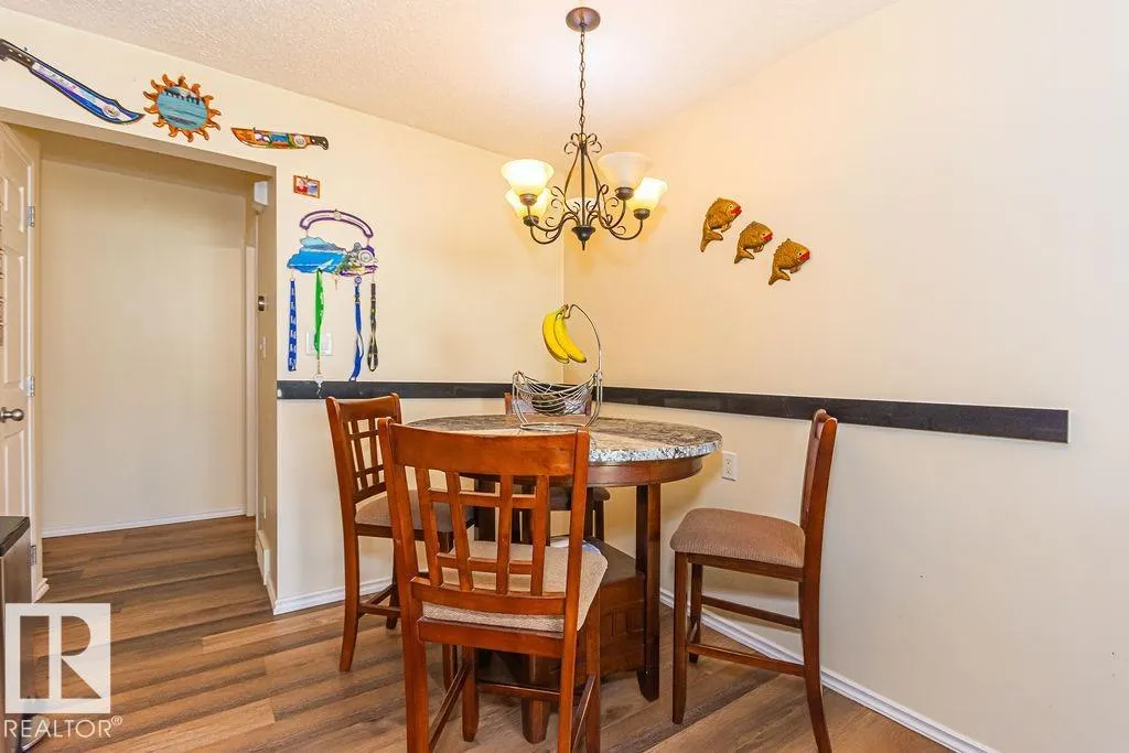 451 HYNDMAN Crescent
