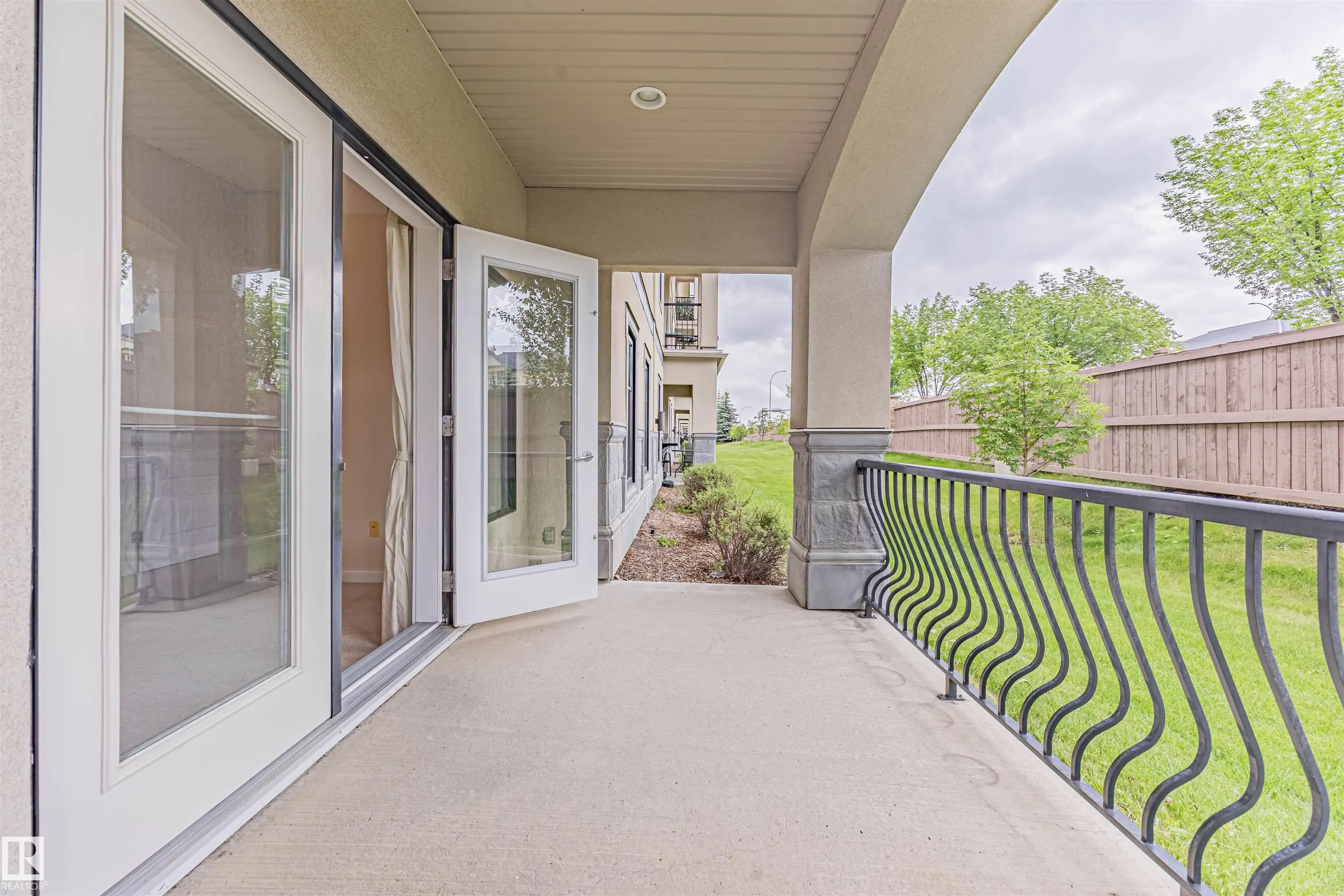 1406 HODGSON Way