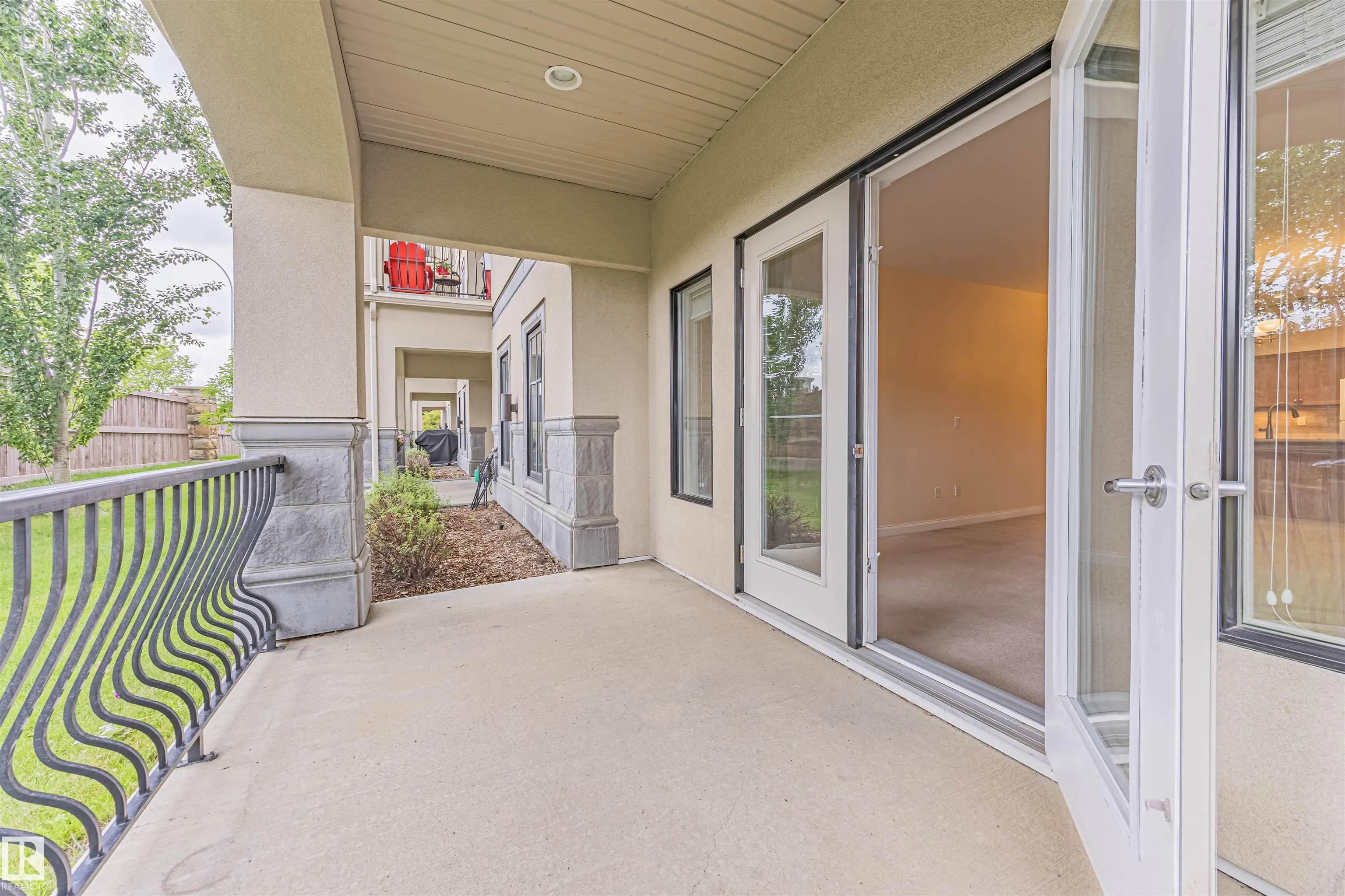 1406 HODGSON Way