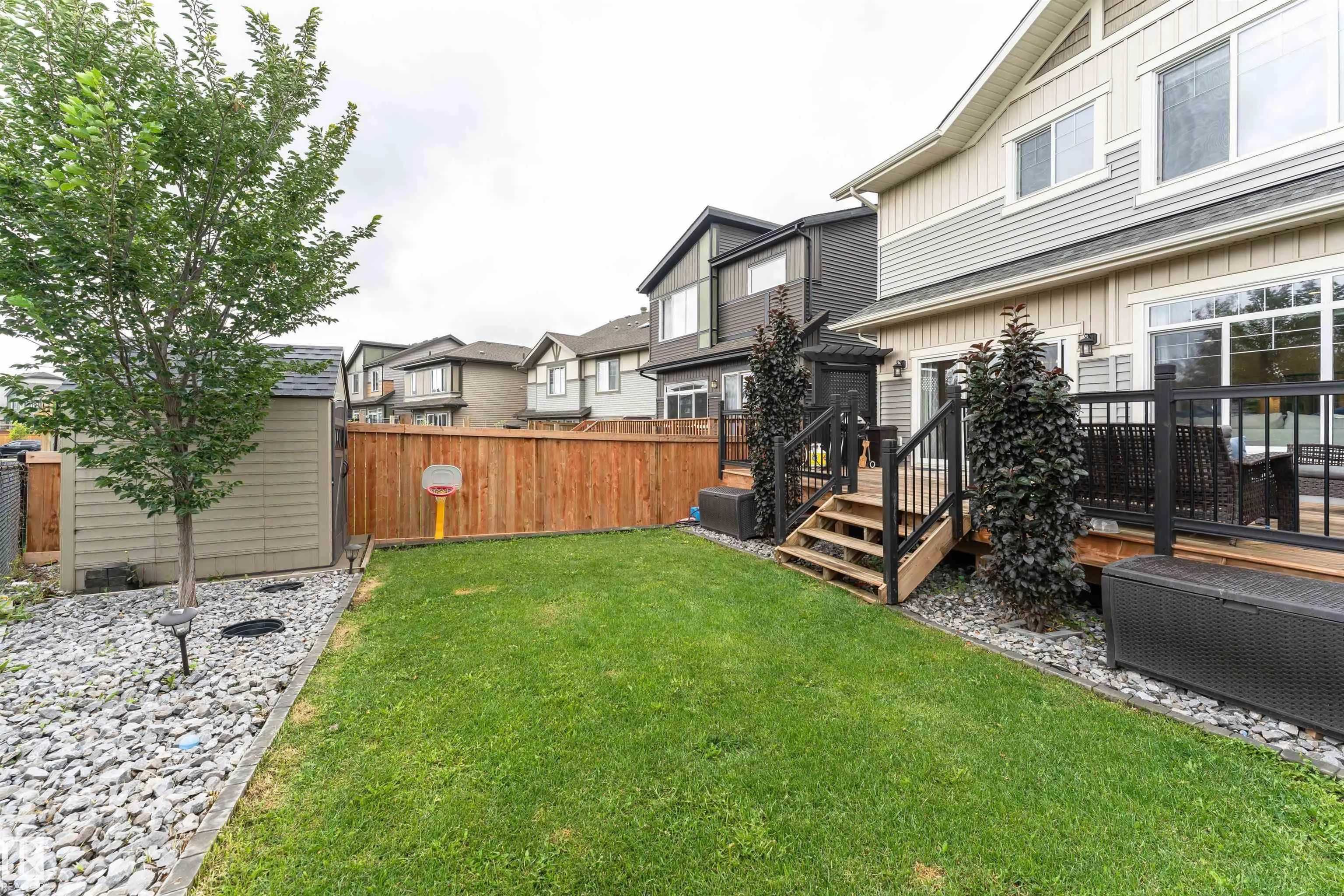 2015 PRICE LANDING