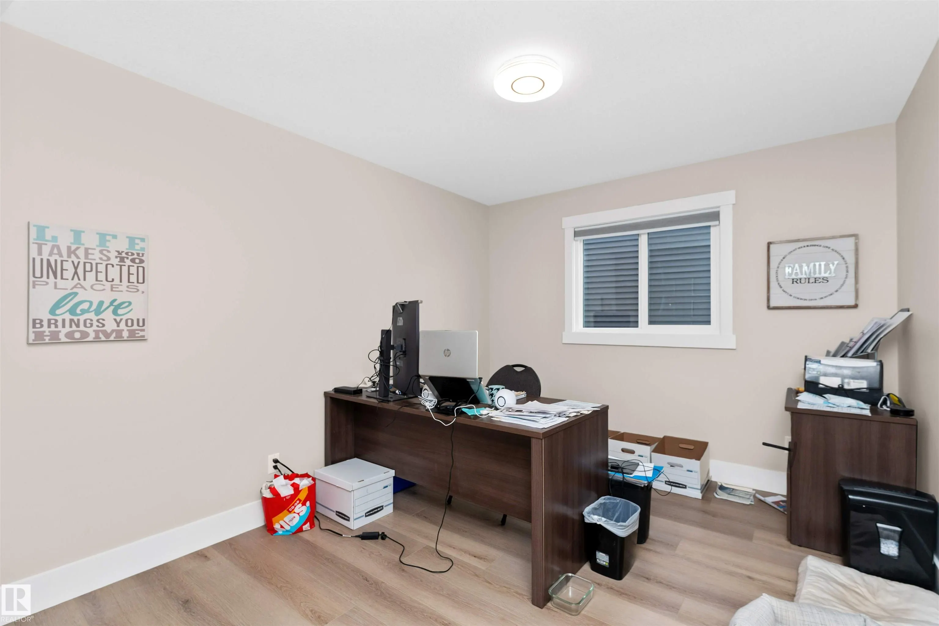 2015 PRICE LANDING