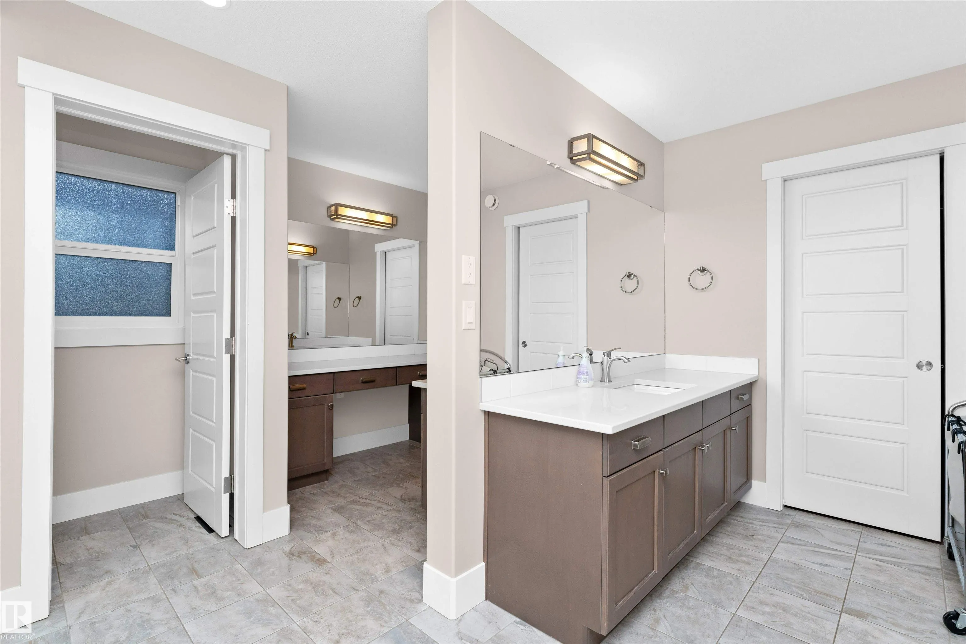 2015 PRICE LANDING