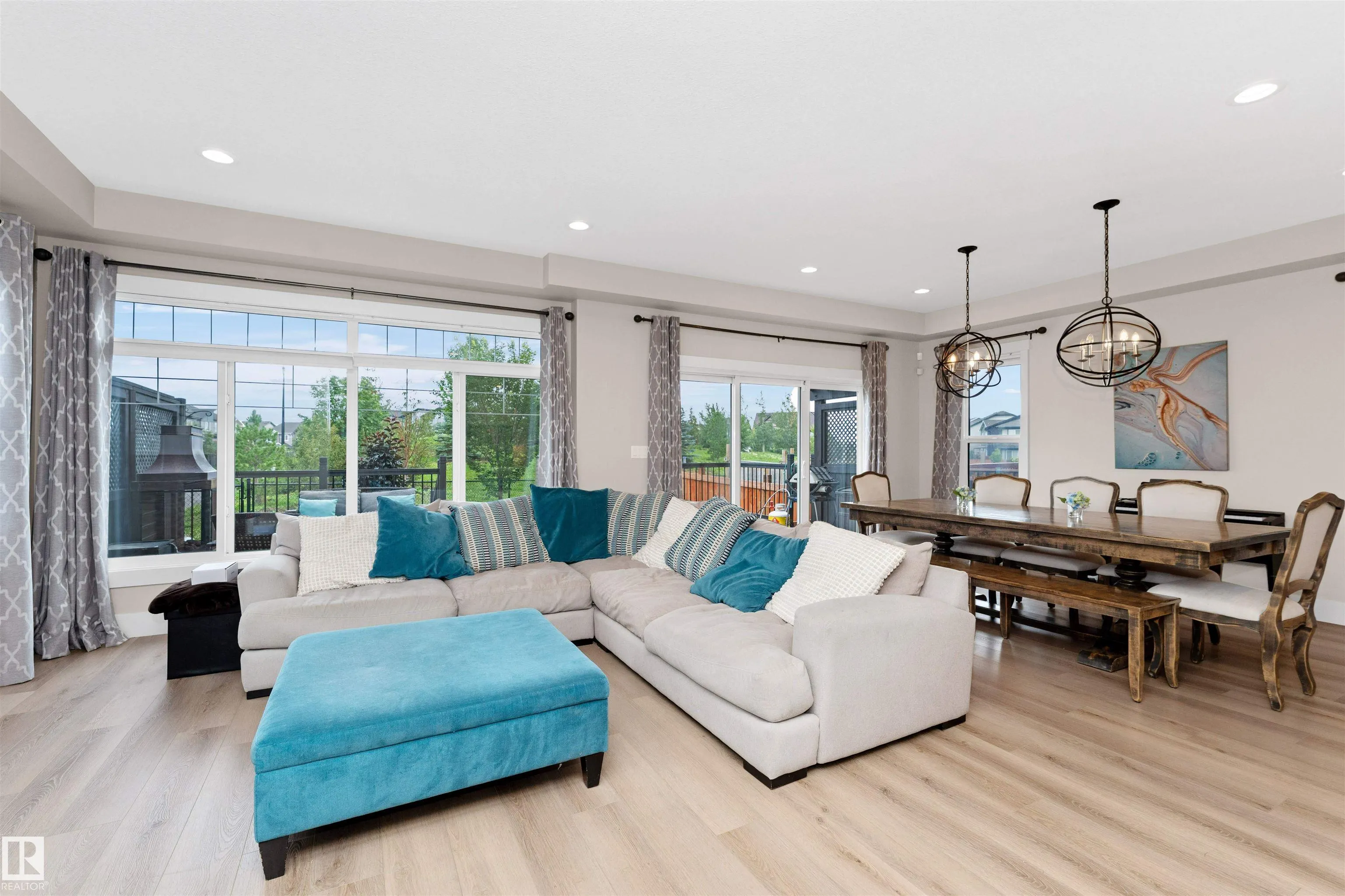2015 PRICE LANDING