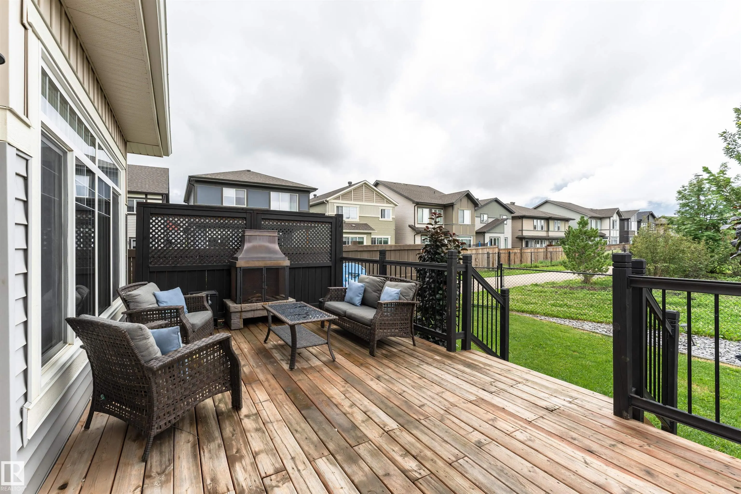 2015 PRICE LANDING