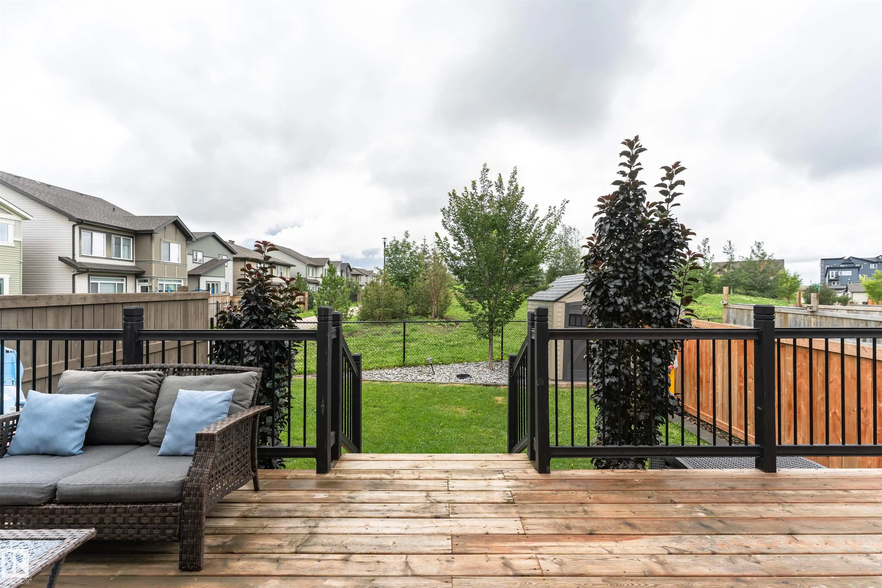 2015 PRICE LANDING