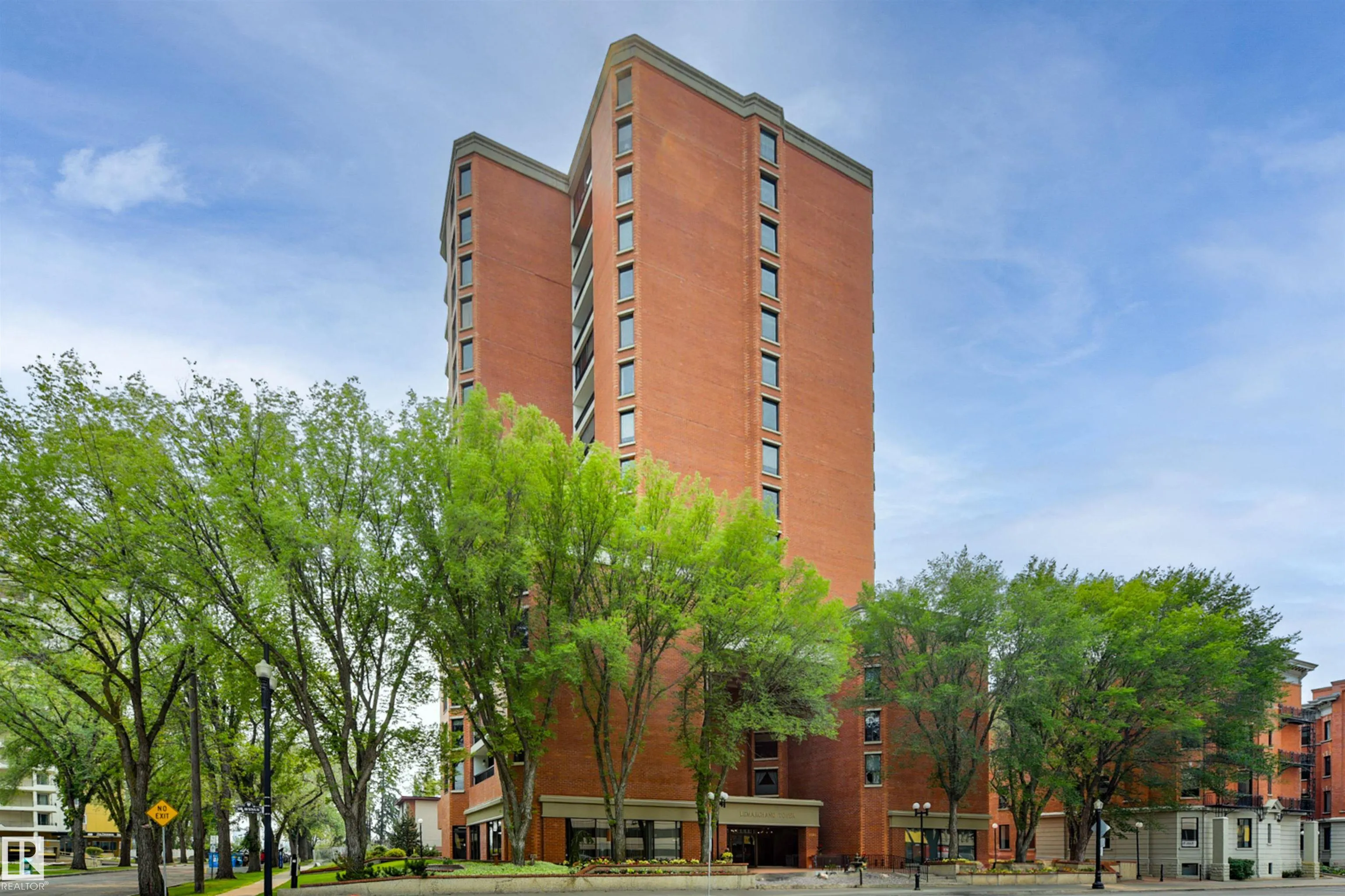 11503 100 Avenue