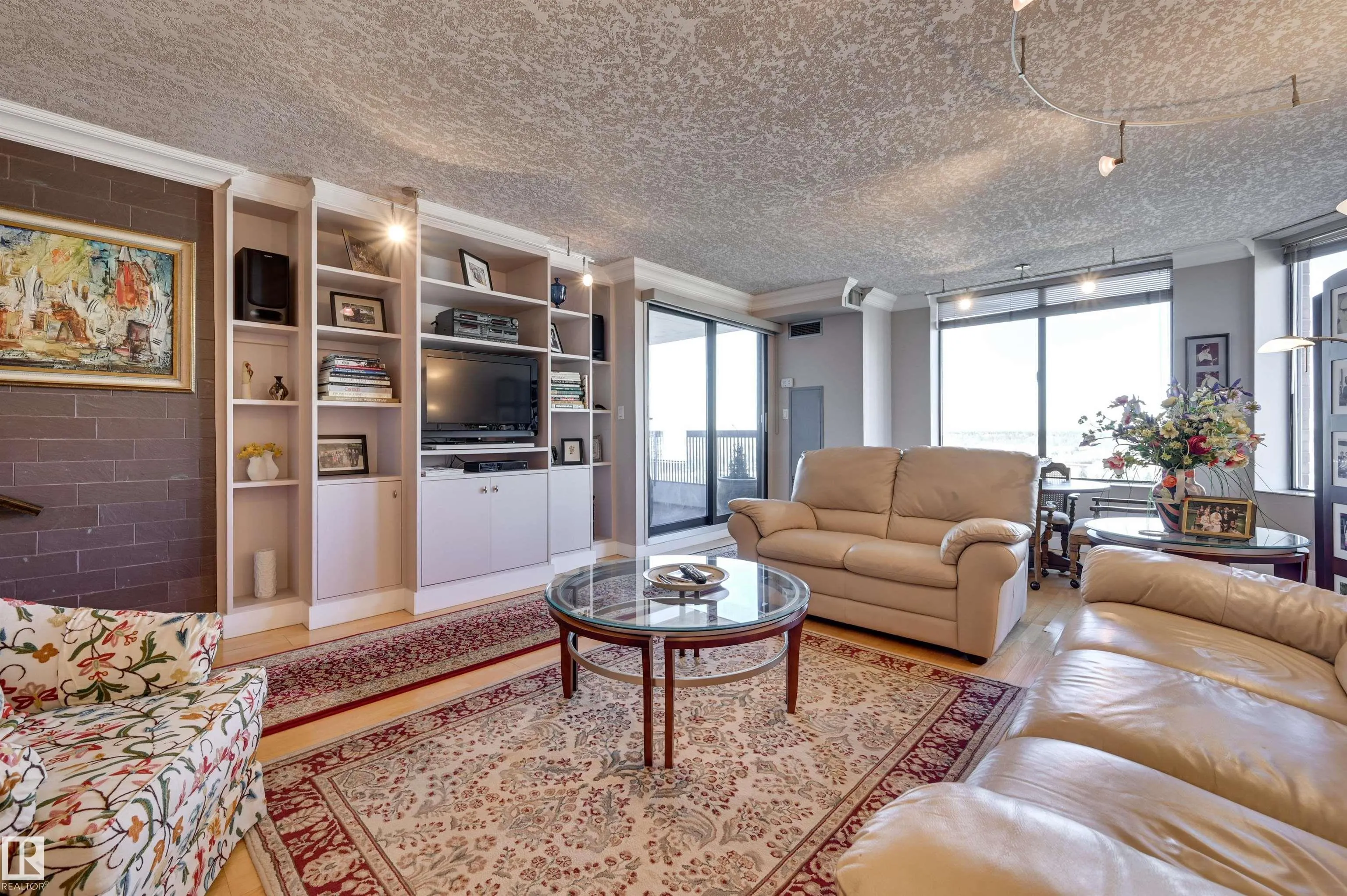 11503 100 Avenue
