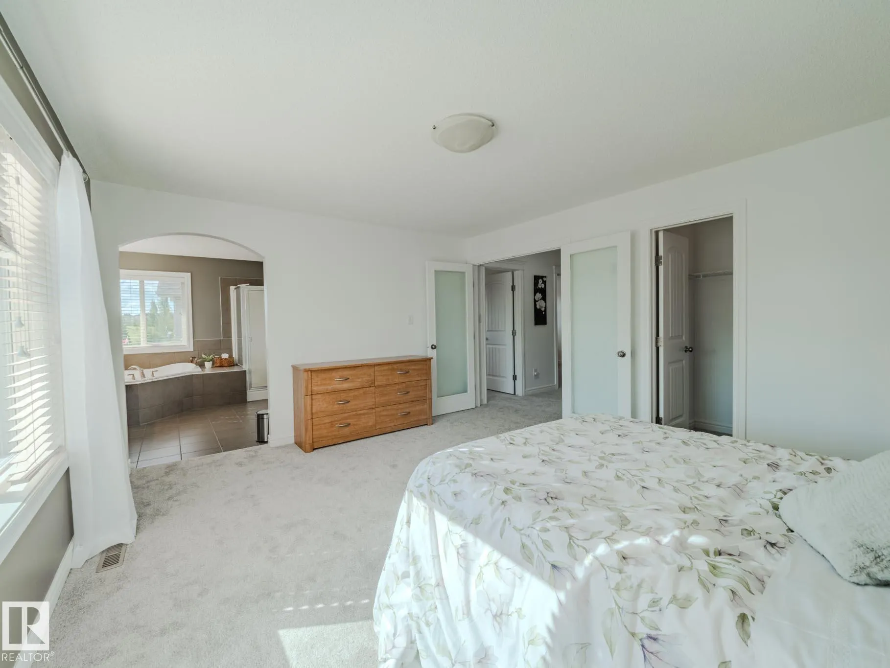 12 HAVENWOOD Court