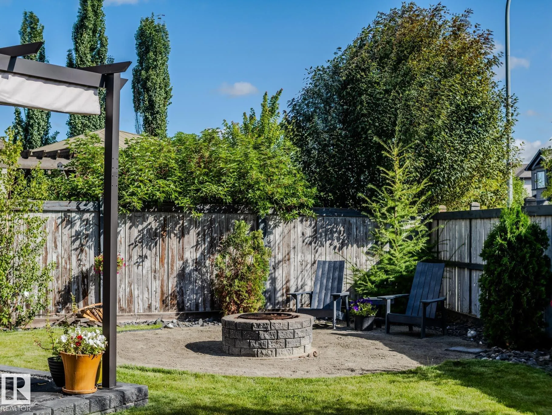 12 HAVENWOOD Court