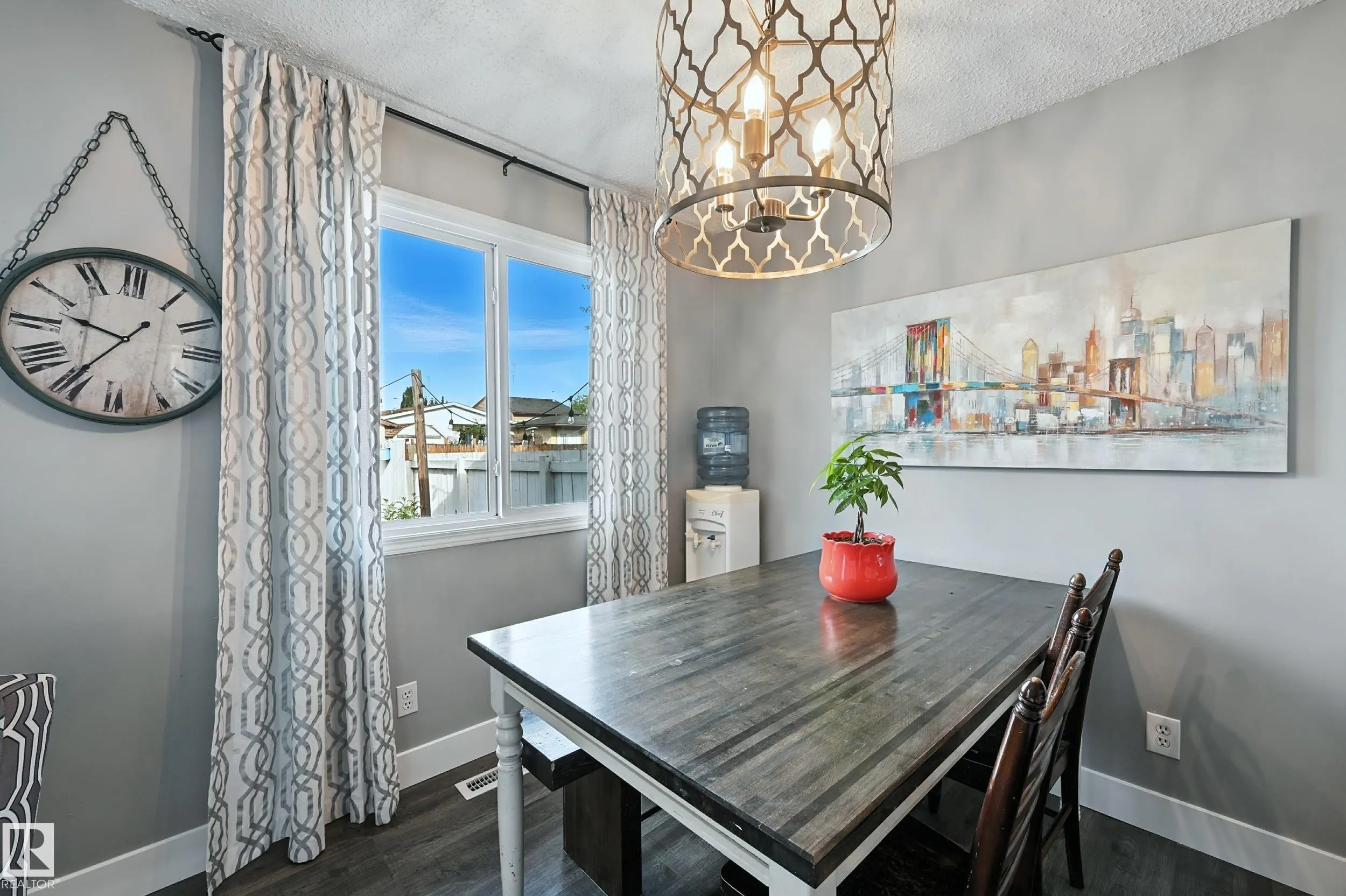 57 PIPESTONE Drive