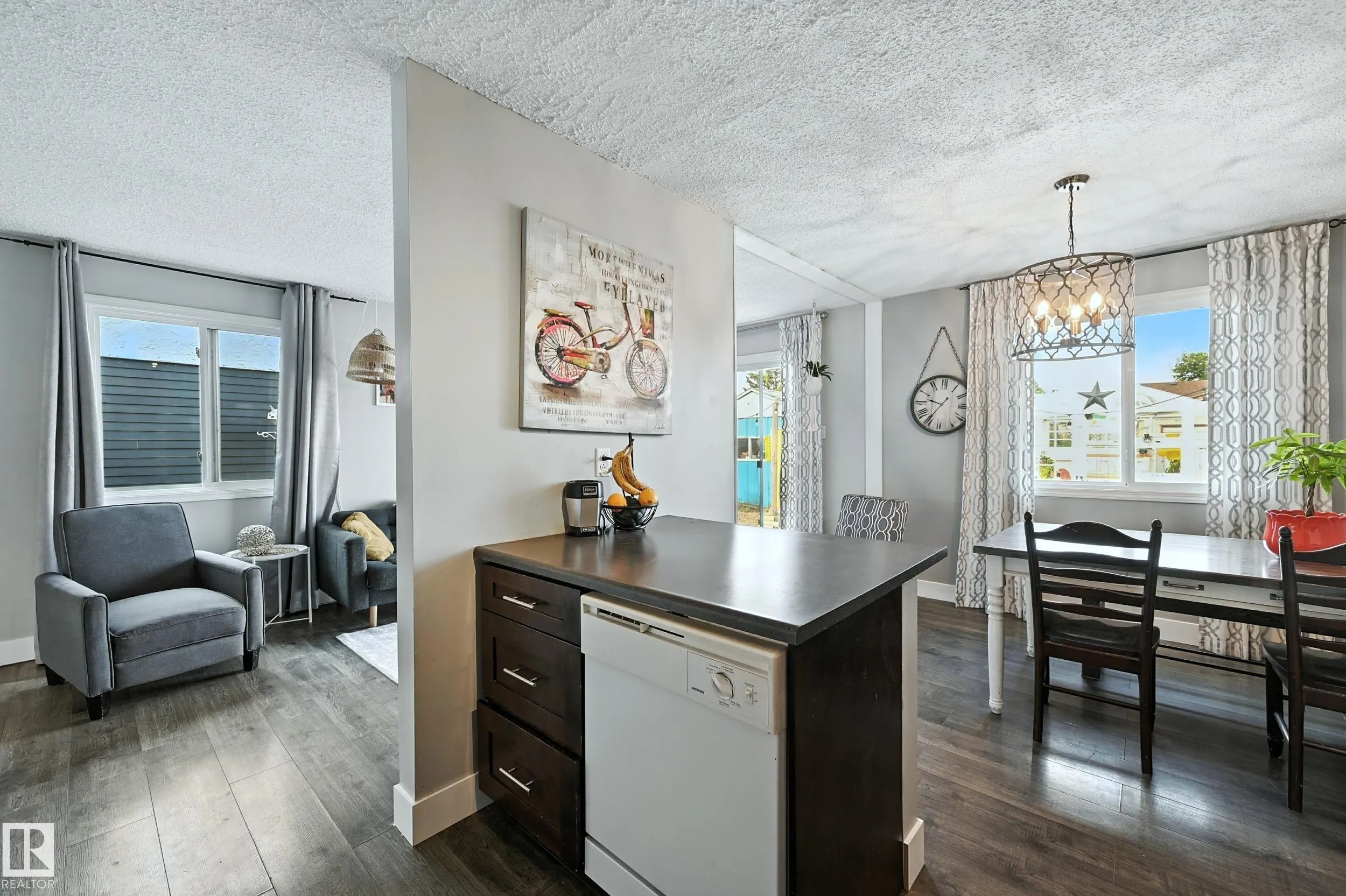 57 PIPESTONE Drive