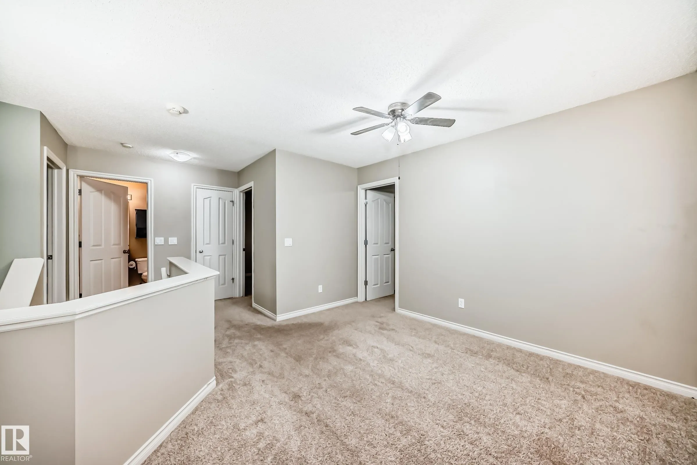 83 VAUGHN Avenue