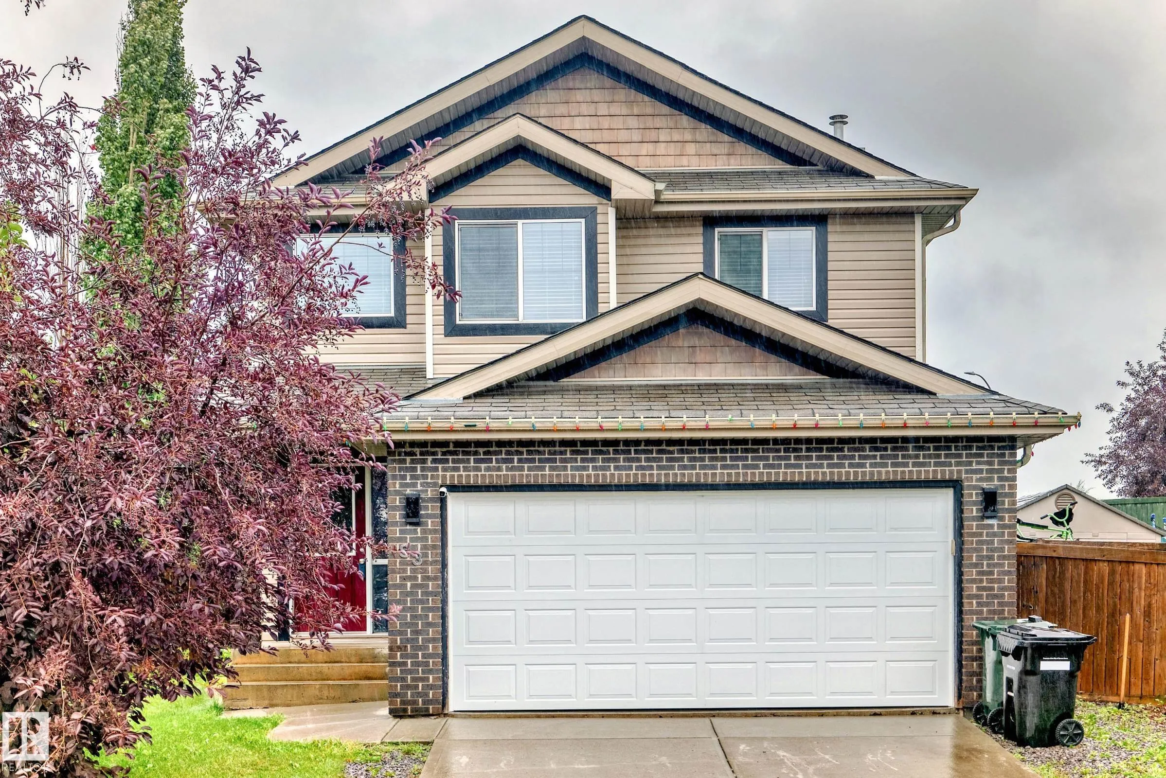 83 VAUGHN Avenue
